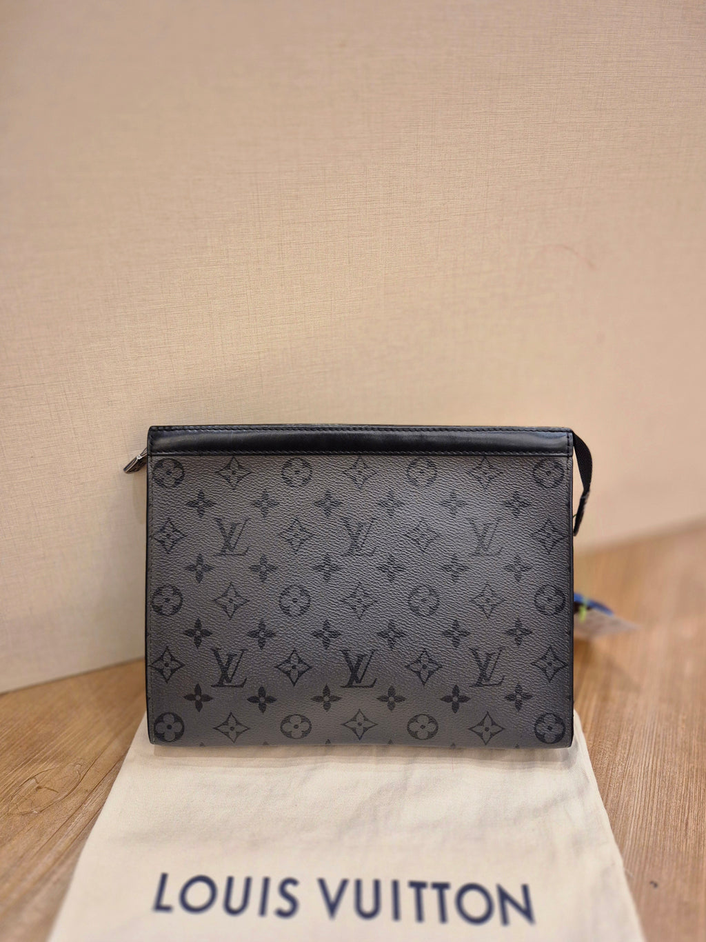 Louis Vuitton Voyage Monogram Eclipse
