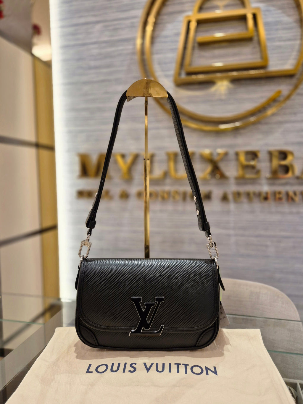 Louis Vuitton Buci