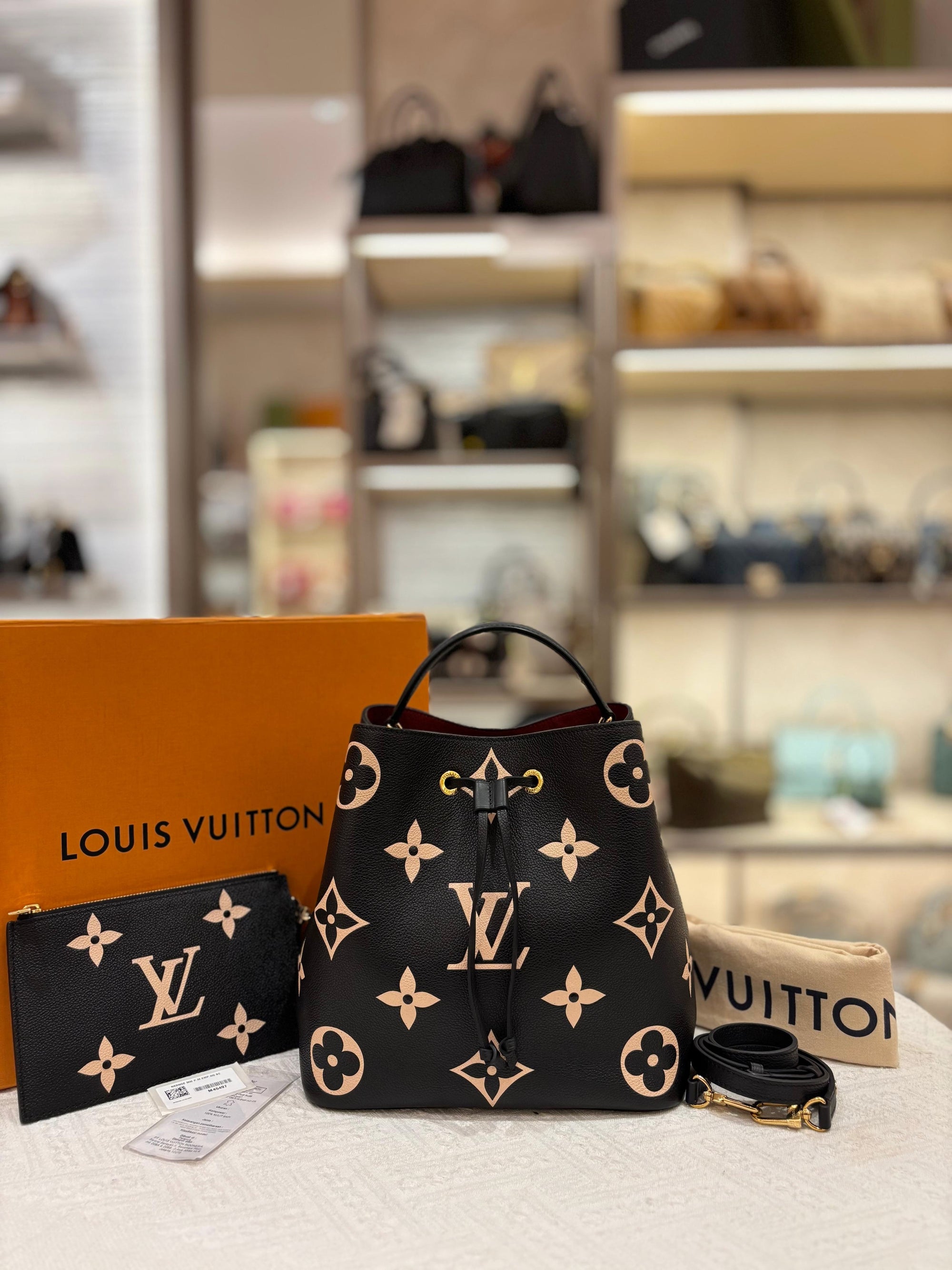 Louis Vuitton NeoNoe MM Emprainte Bicolor