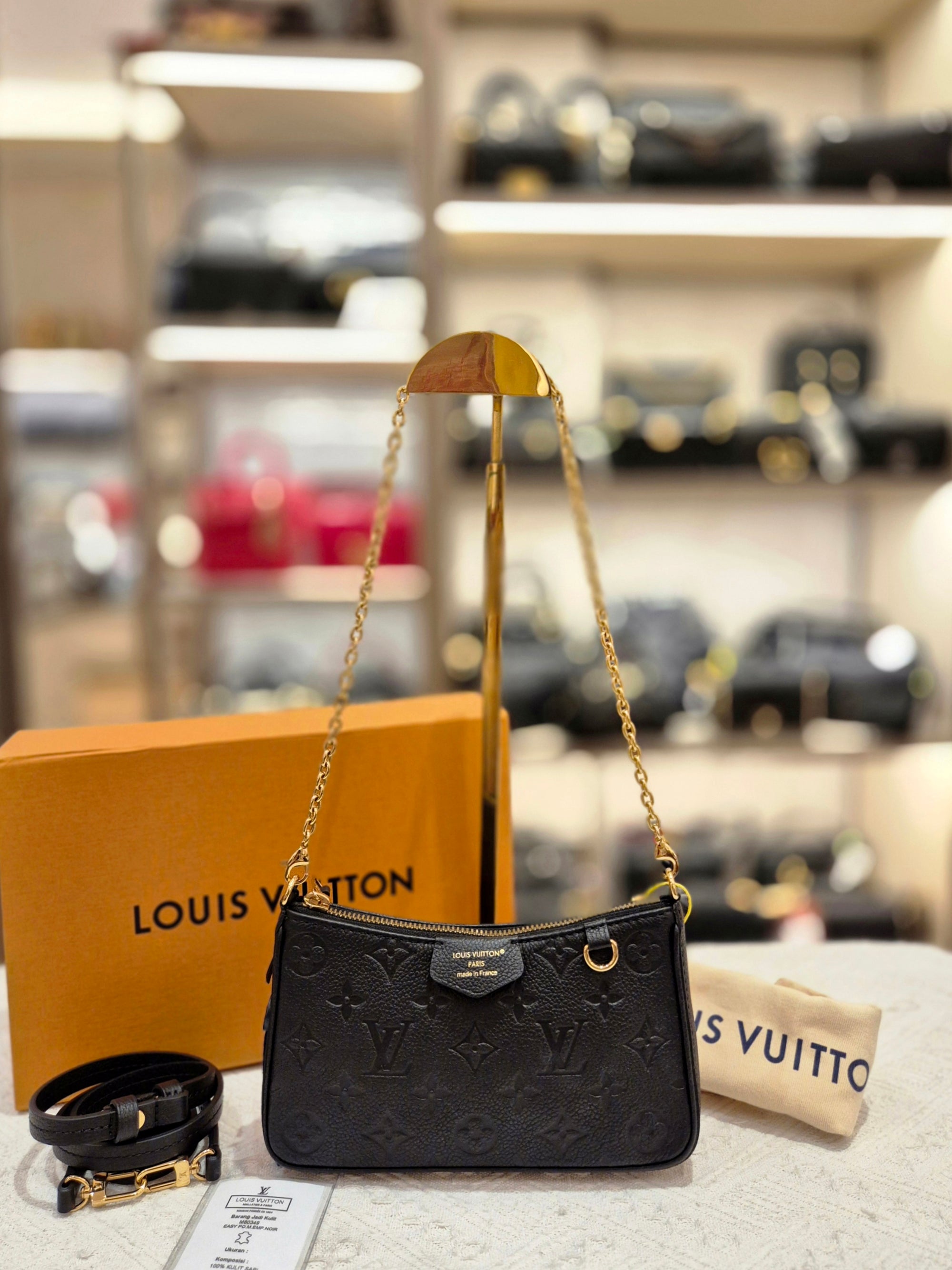 Louis Vuitton Easy Poch on Strap Emp Black