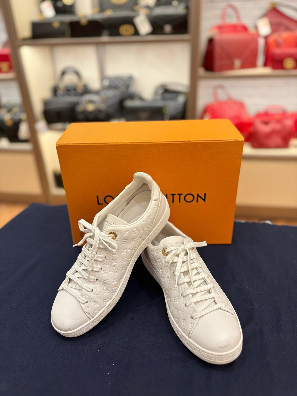 Louis Vuitton Sneakers Monogram White