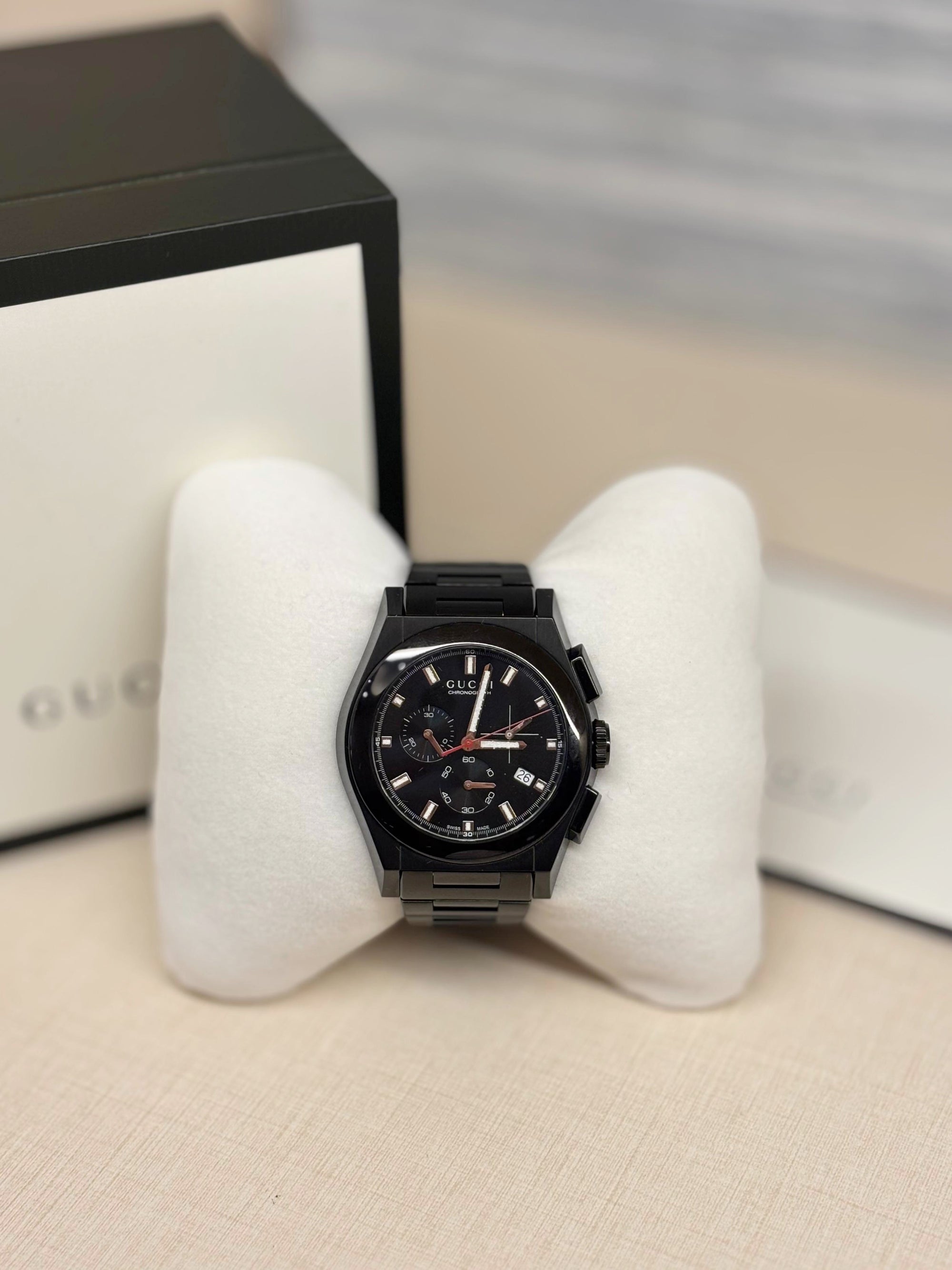 Gucci Pantheon Chronograph all black