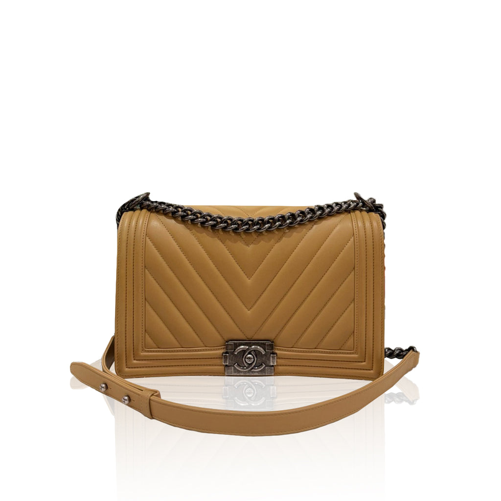 Chanel Boy Chevron Beige
