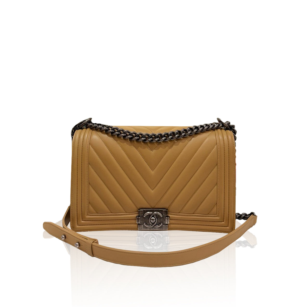 Chanel Boy Chevron Beige