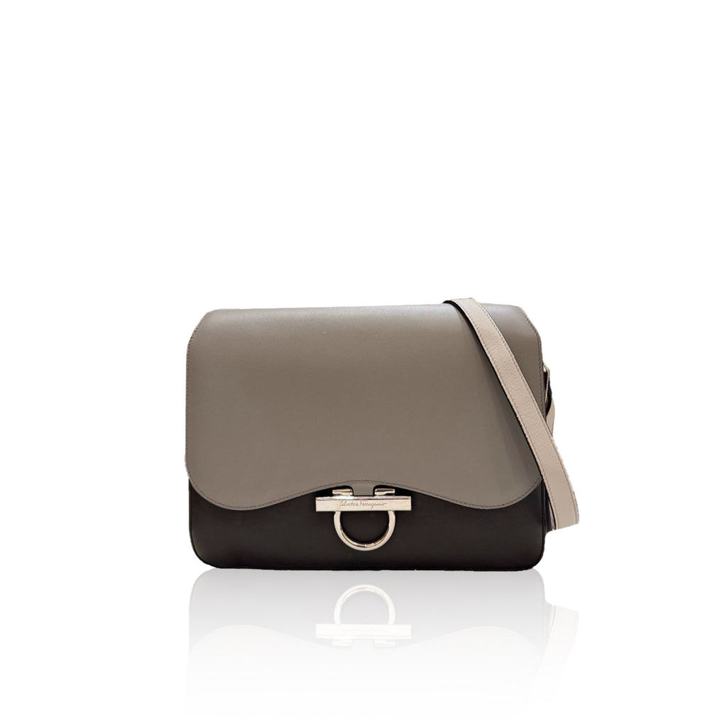 Salvatore Ferragamo Joanne Flap