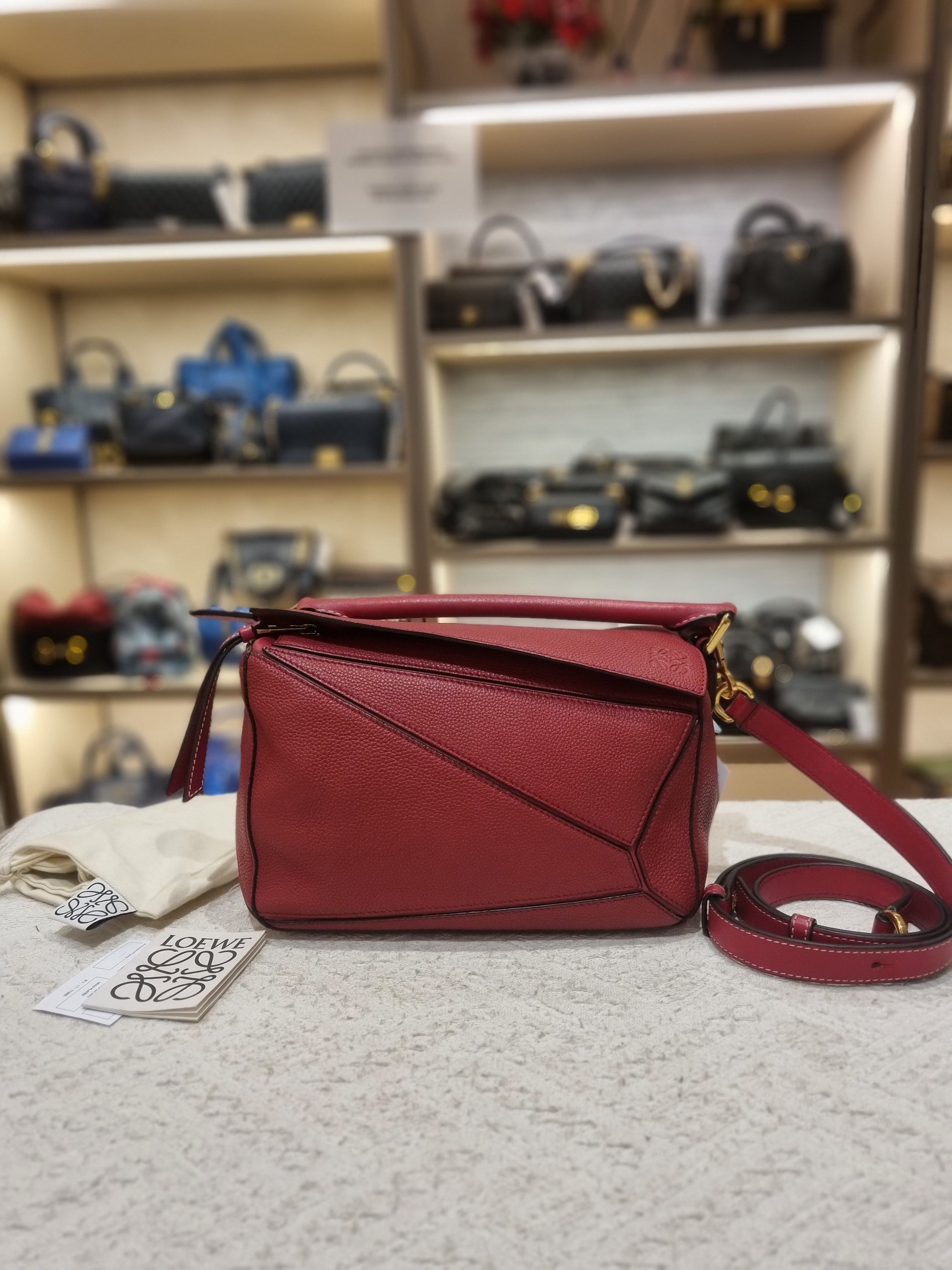 Loewe Puzzle Small Grain Red
