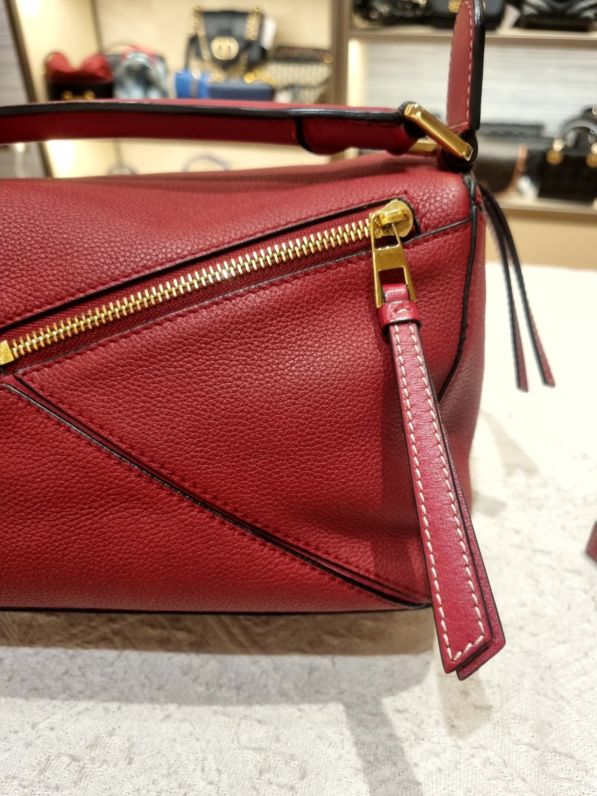 Loewe Puzzle Small Grain Red