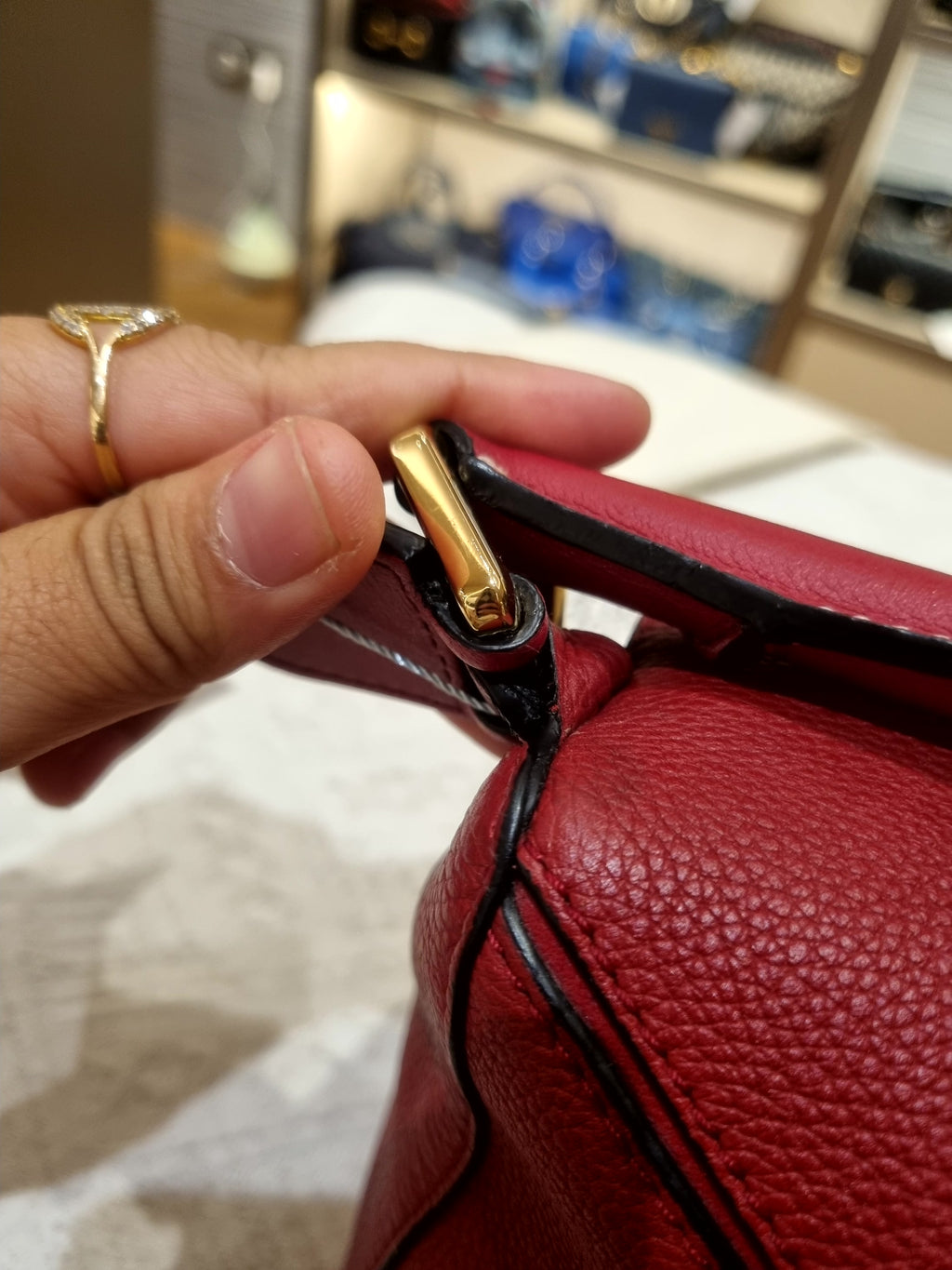 Loewe Puzzle Small Grain Red