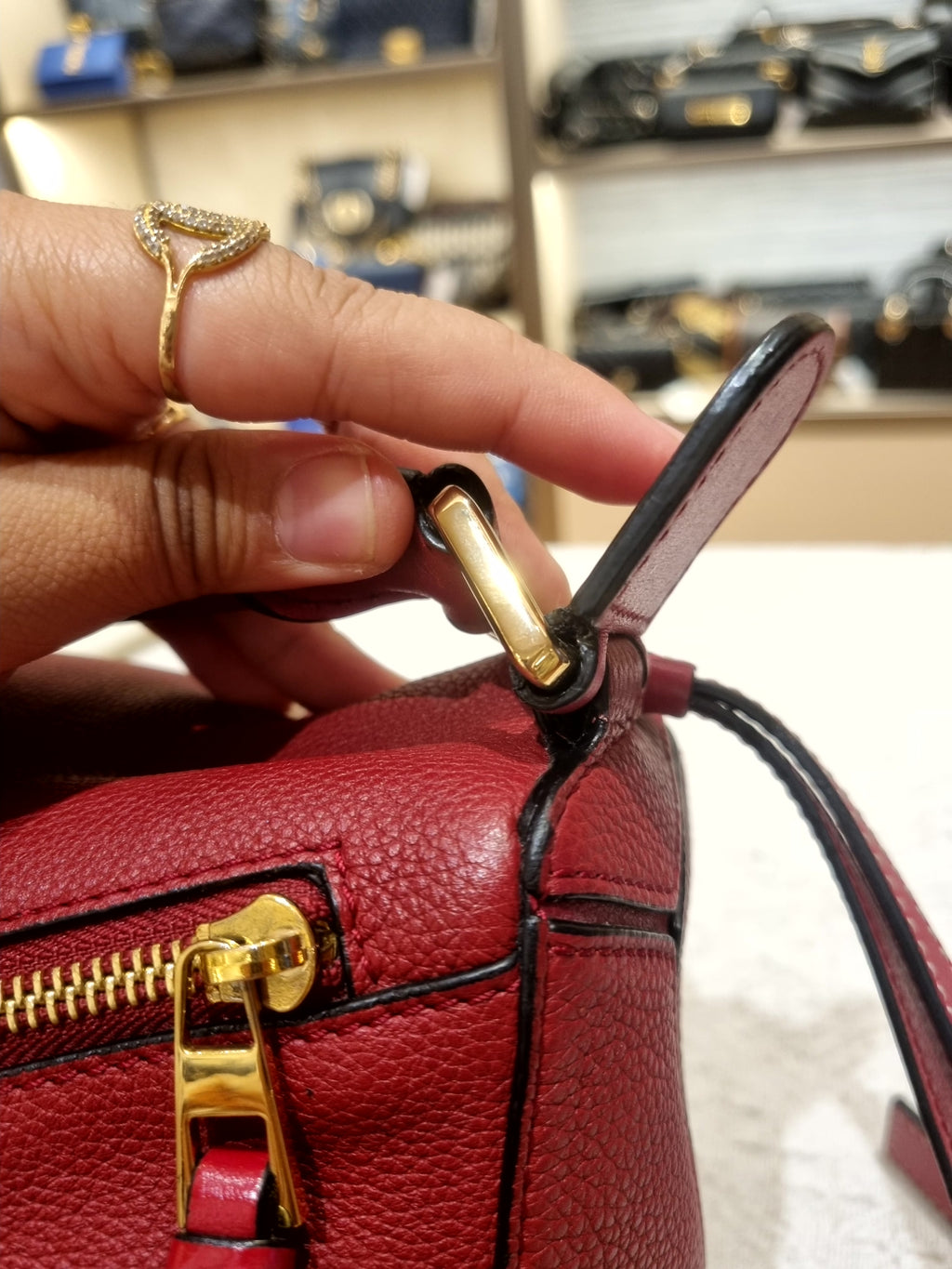 Loewe Puzzle Small Grain Red