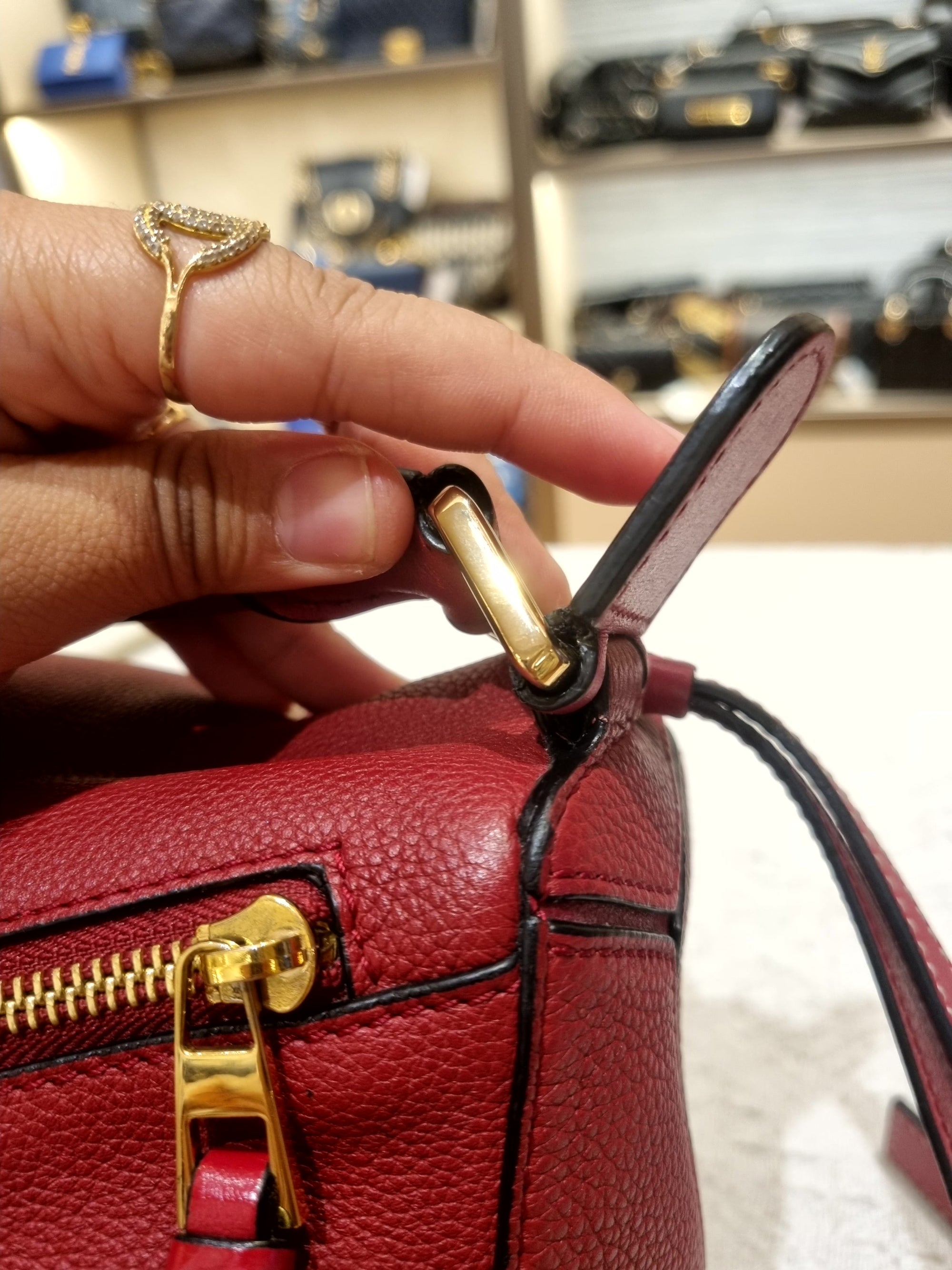 Loewe Puzzle Small Grain Red