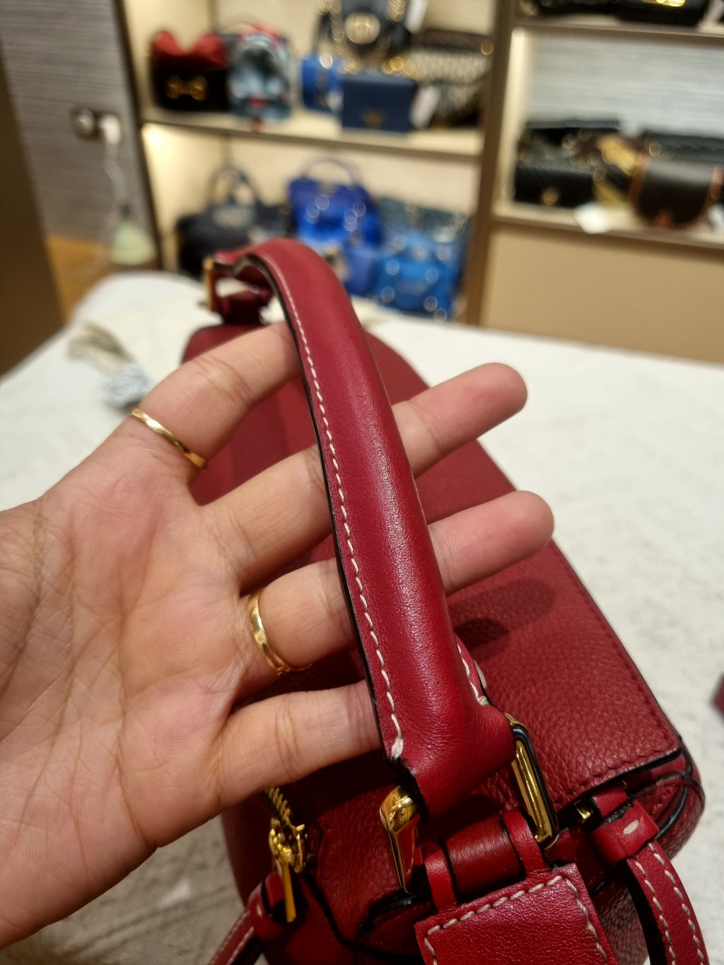 Loewe Puzzle Small Grain Red