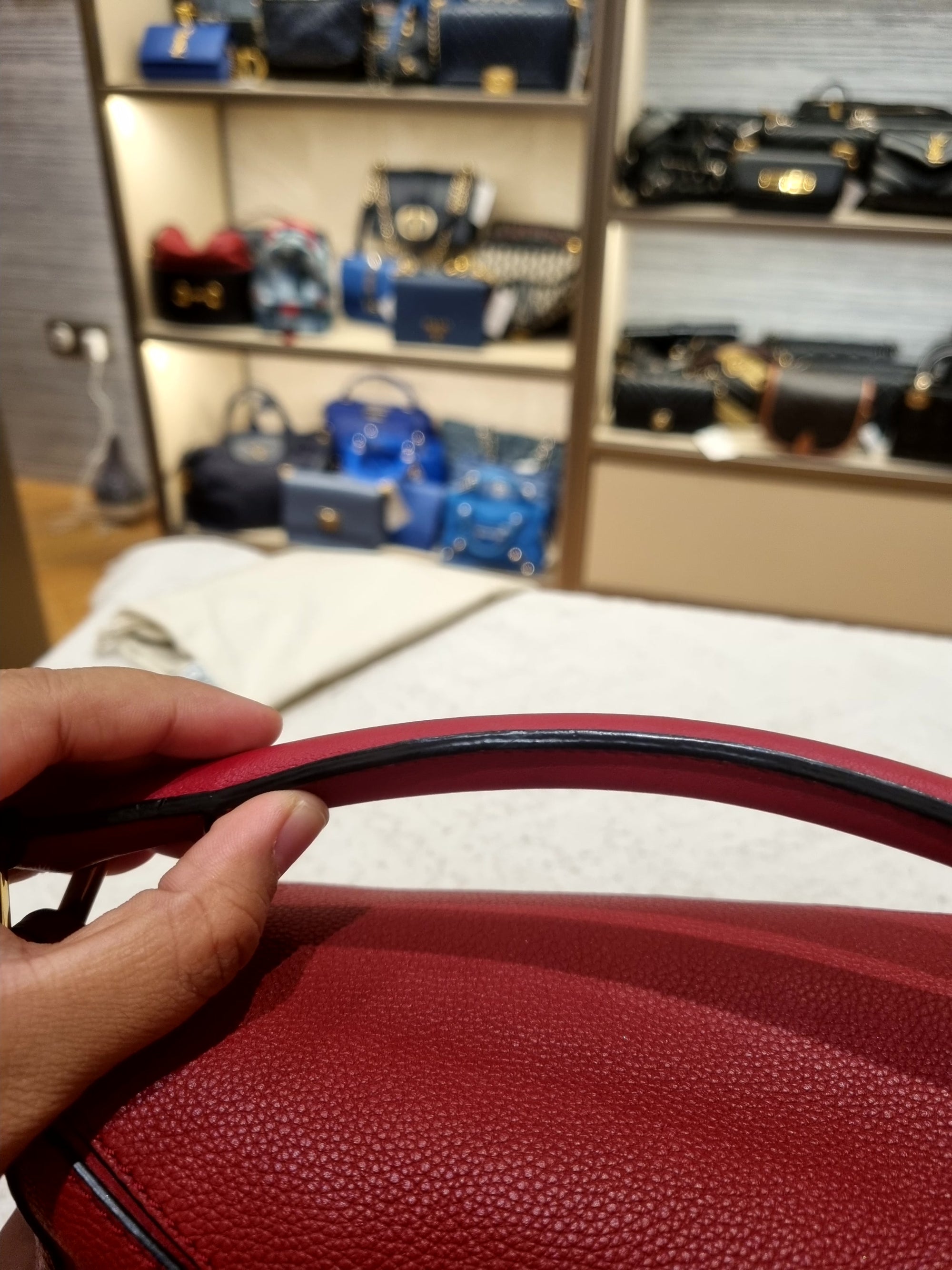 Loewe Puzzle Small Grain Red