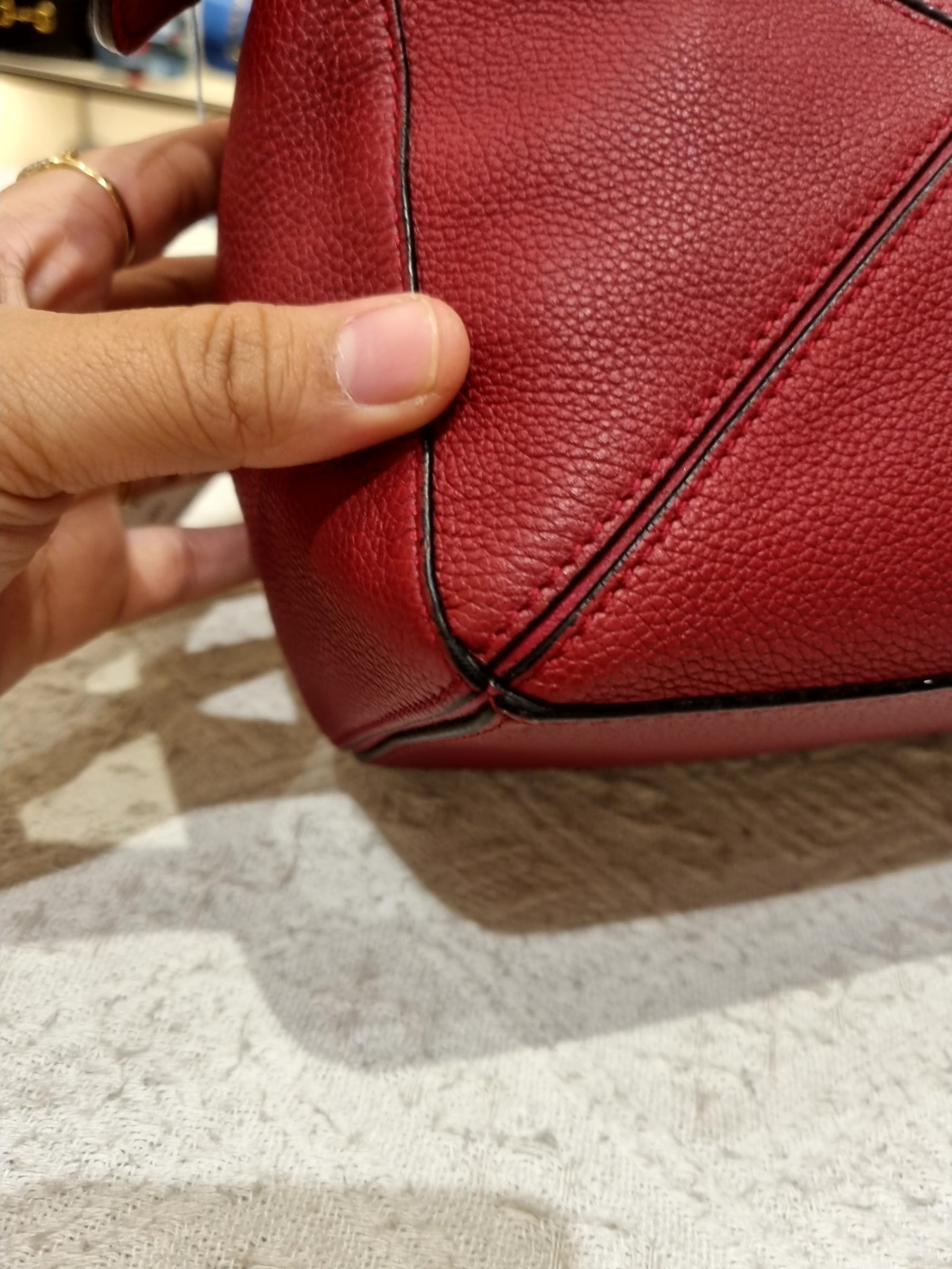 Loewe Puzzle Small Grain Red