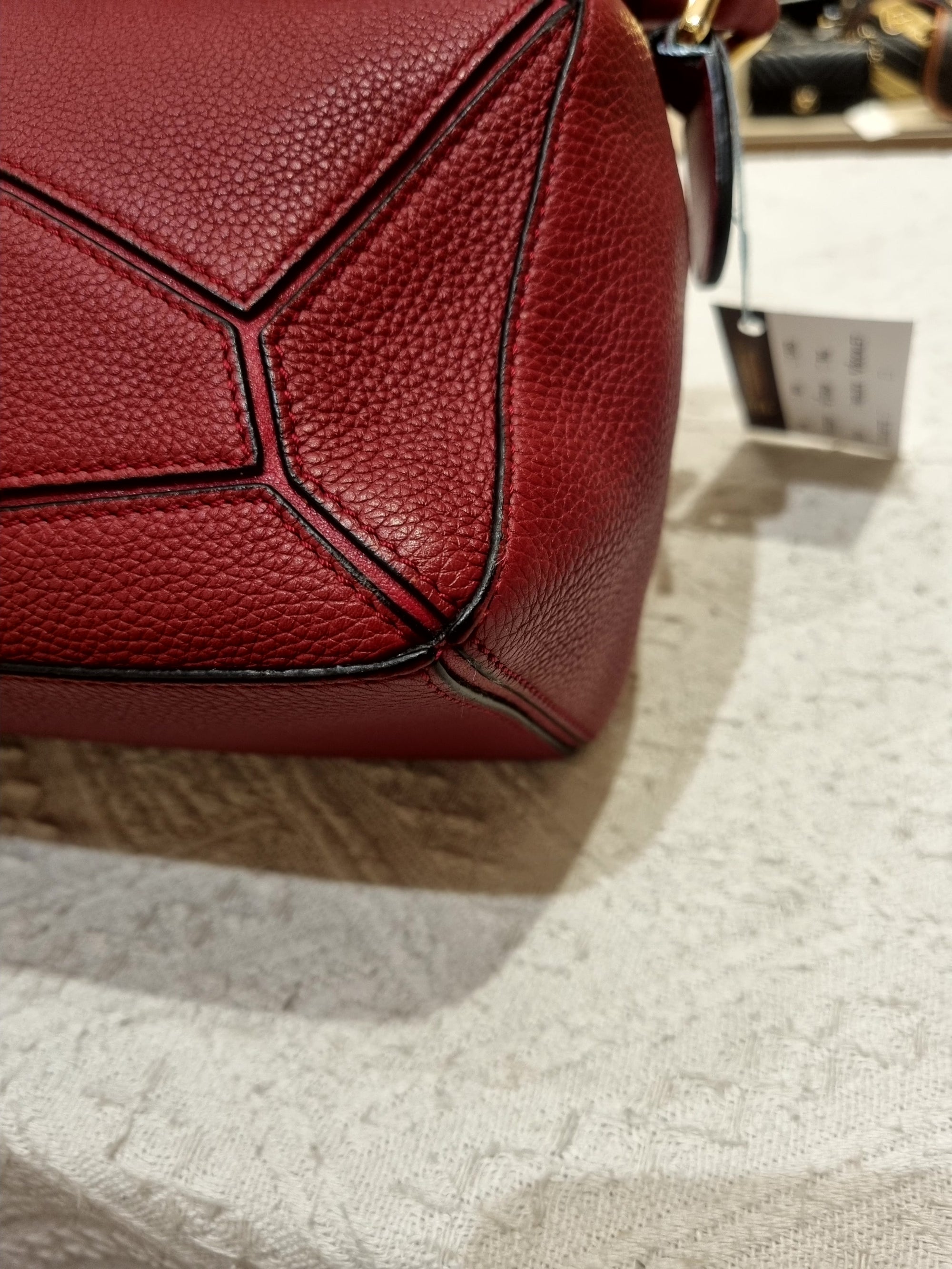 Loewe Puzzle Small Grain Red