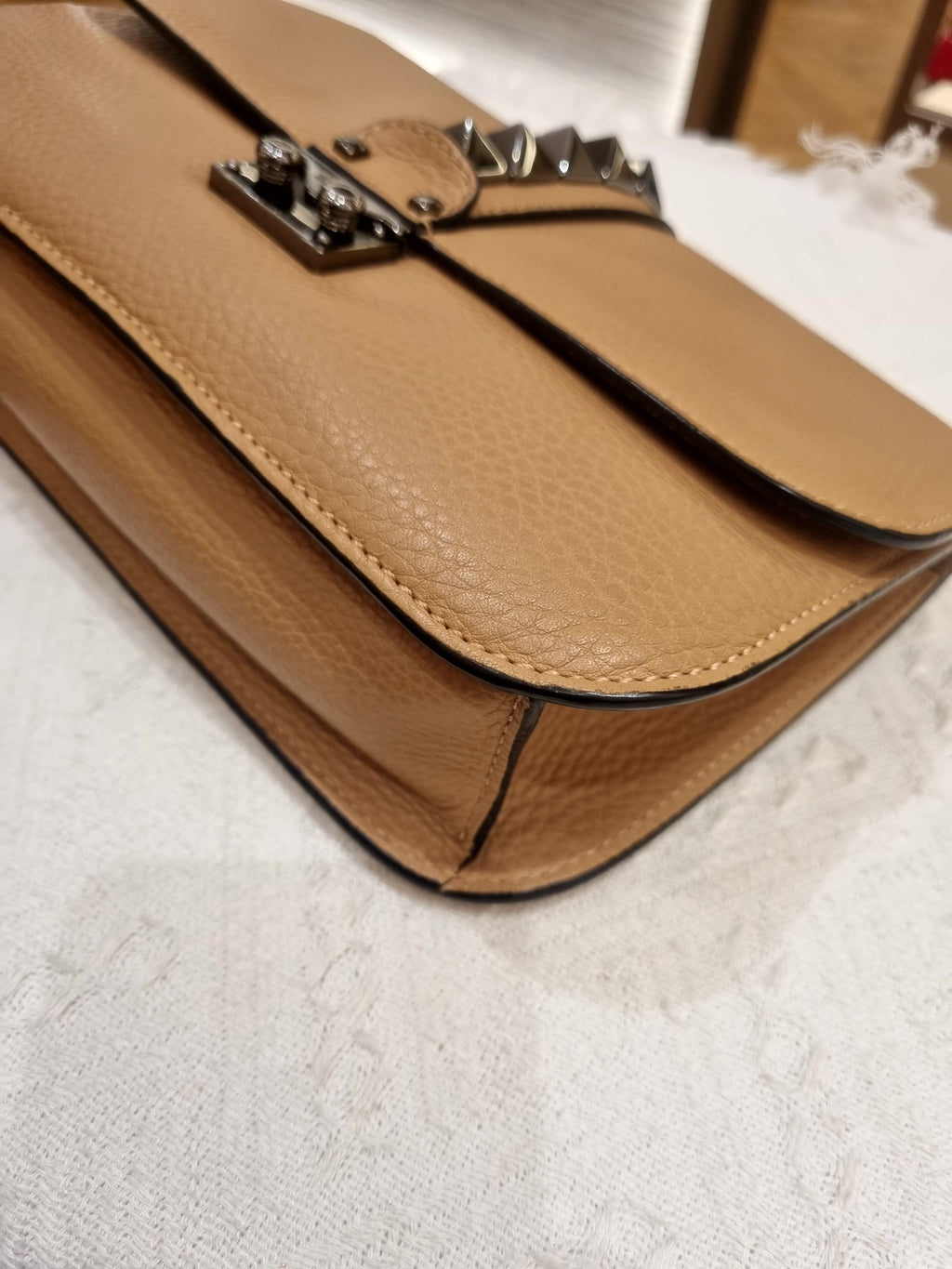 Valentino Glam Lock Stude