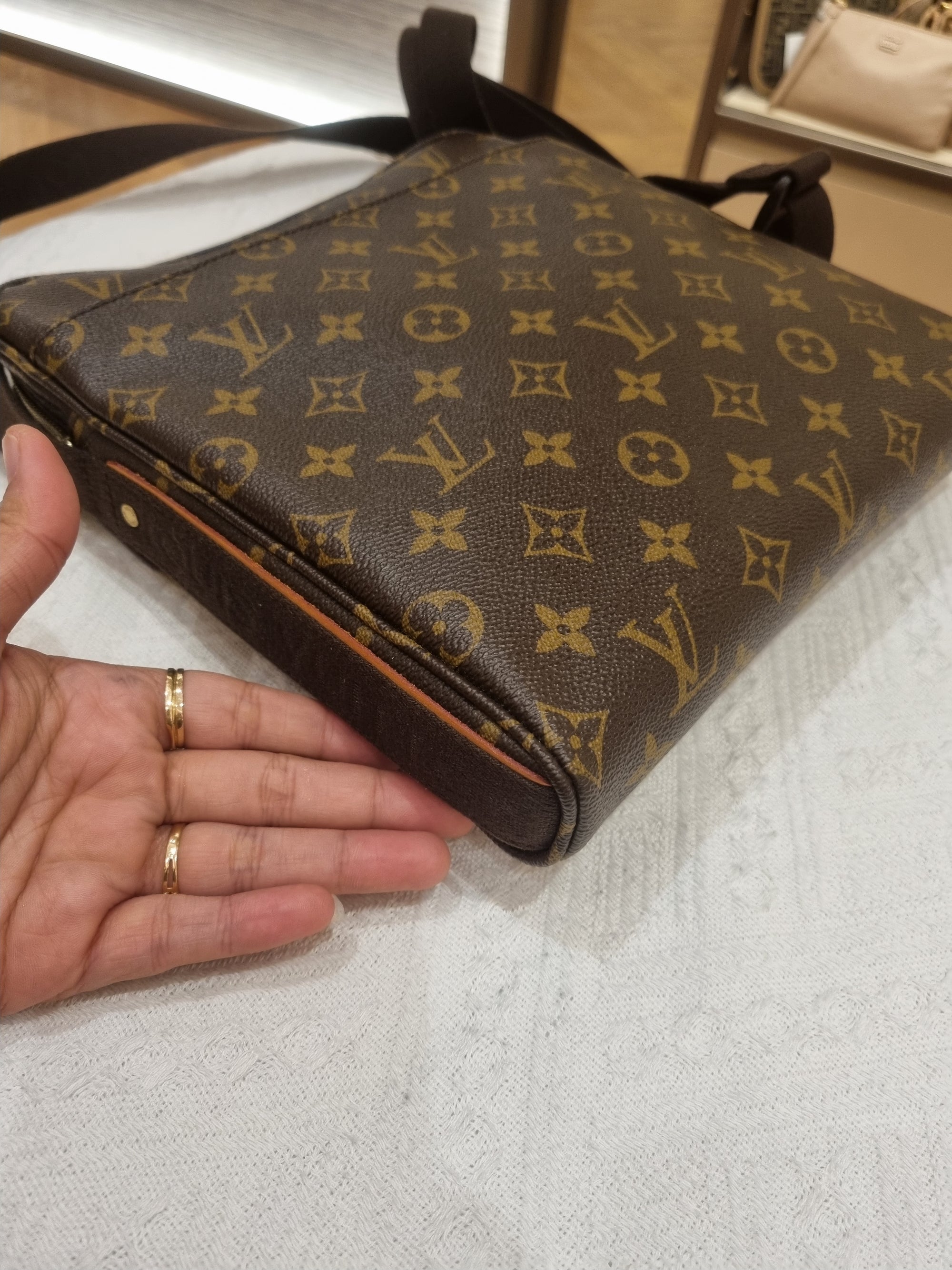 Louis Vuitton Trousse Monogram