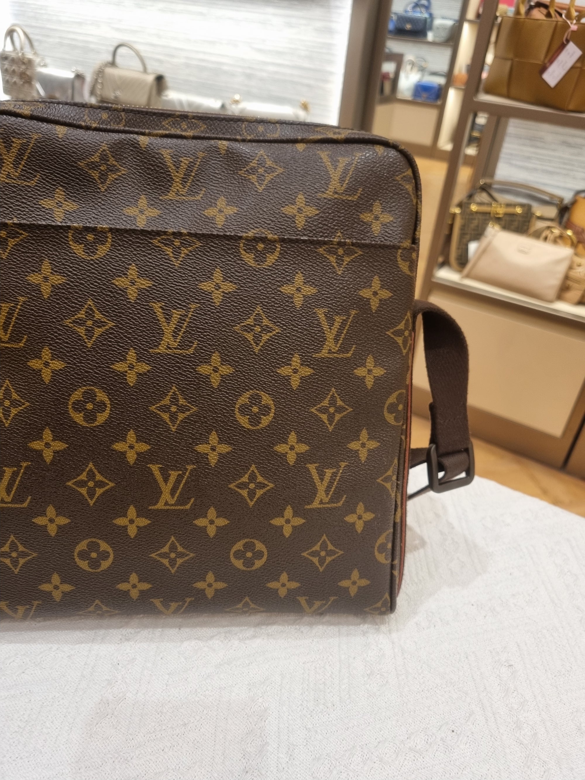 Louis Vuitton Trousse Monogram