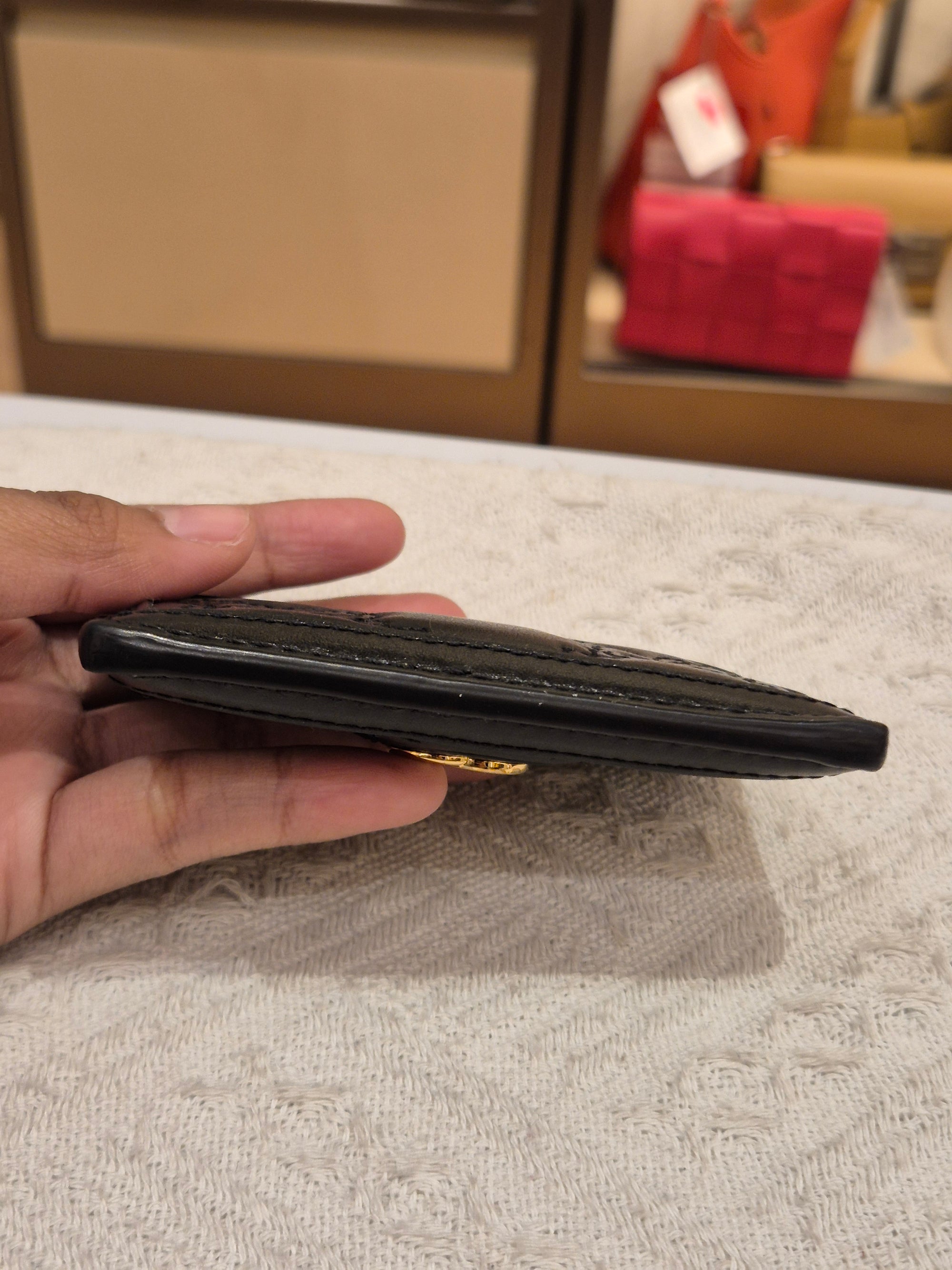 Gucci Card Holder GG Embossed