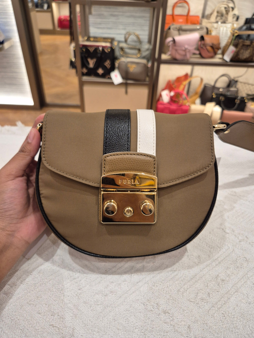 Furla Metrop Crossbody