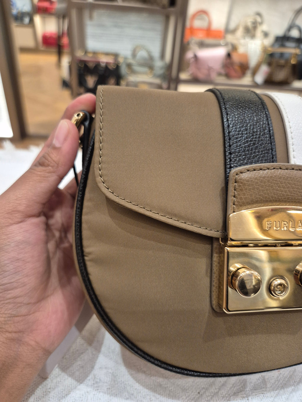 Furla Metrop Crossbody