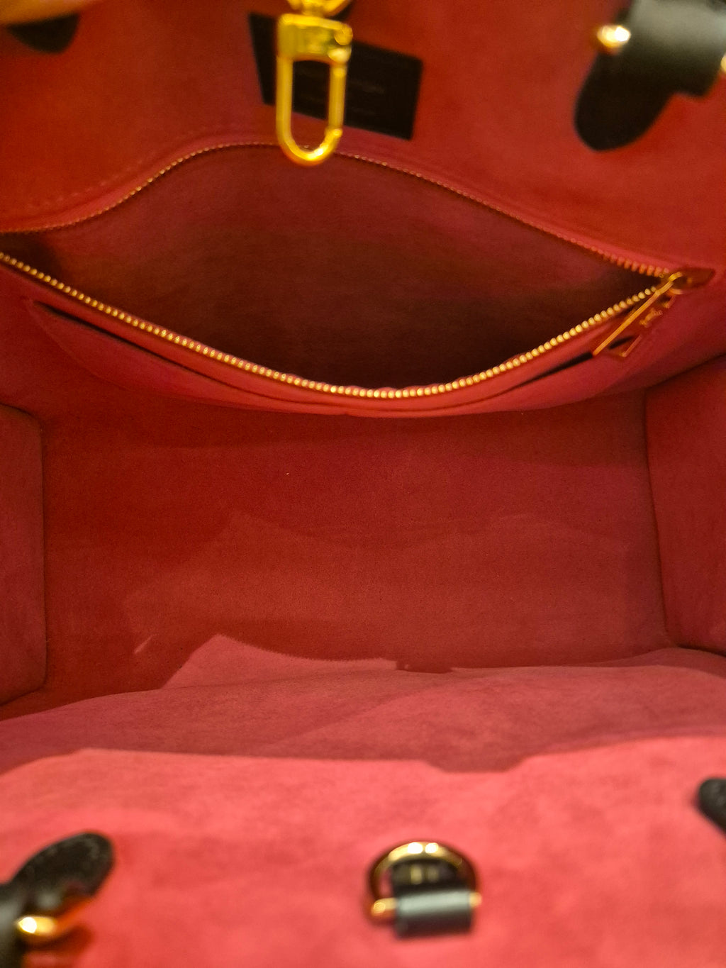 Louis Vuitton On The Go MM