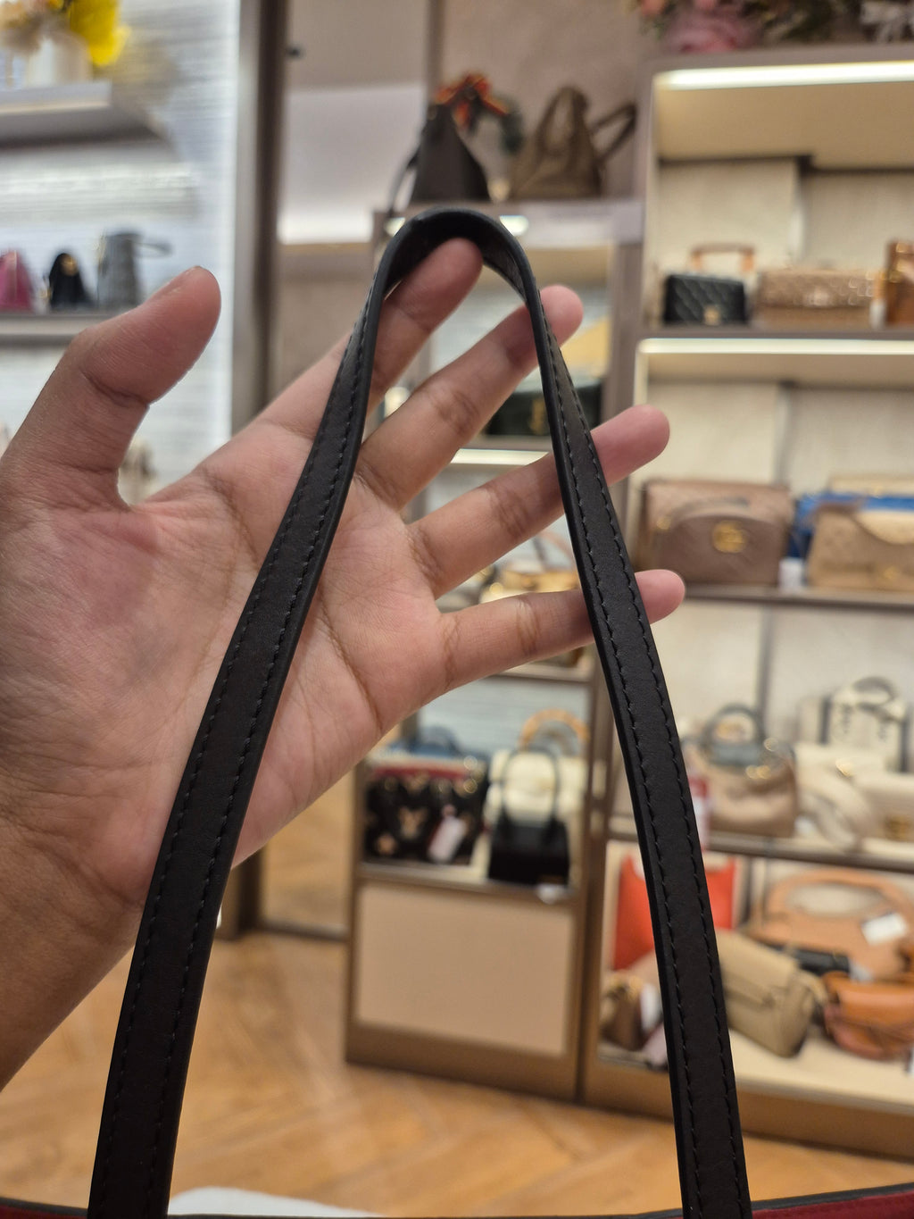 Louis Vuitton On The Go MM