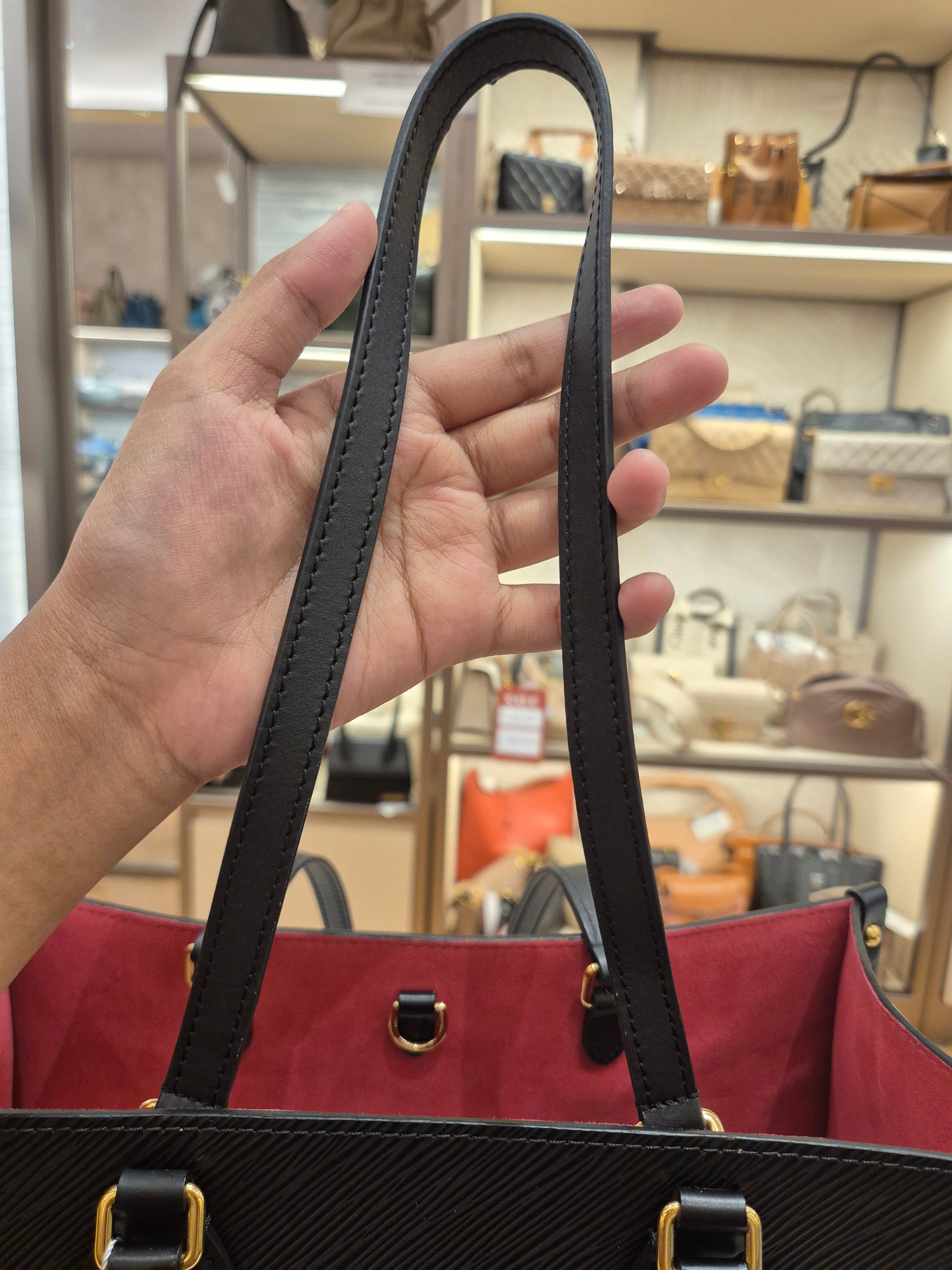 Louis Vuitton On The Go MM