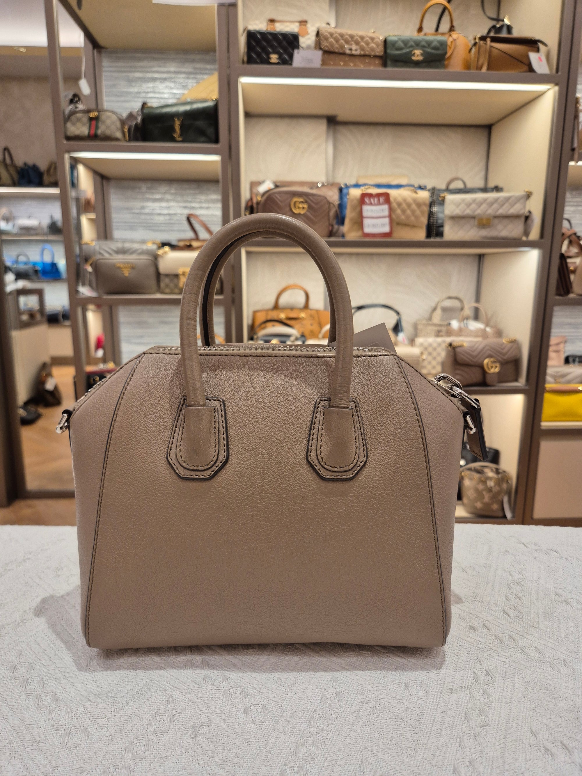 Givenchy Antigona