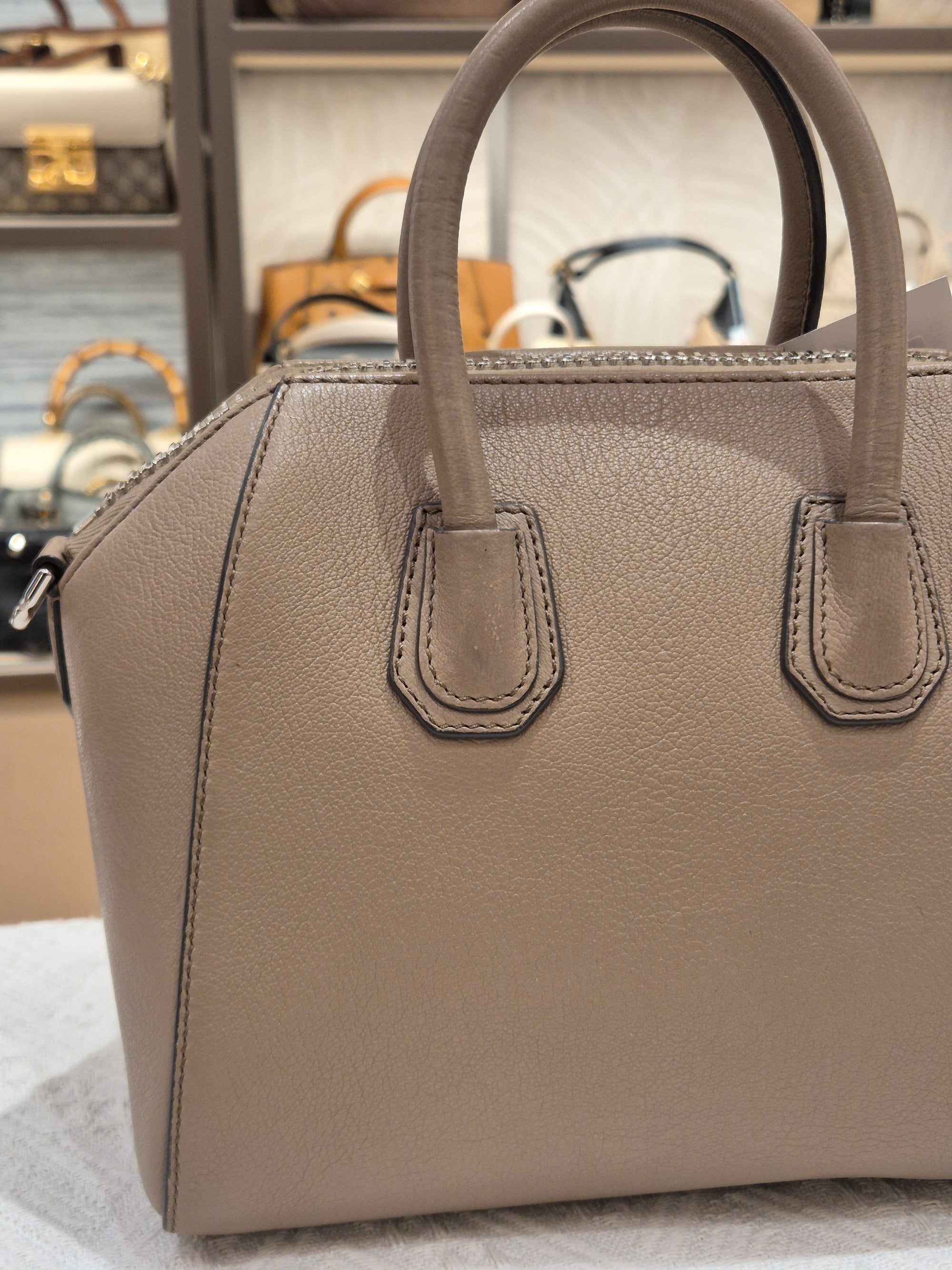 Givenchy Antigona