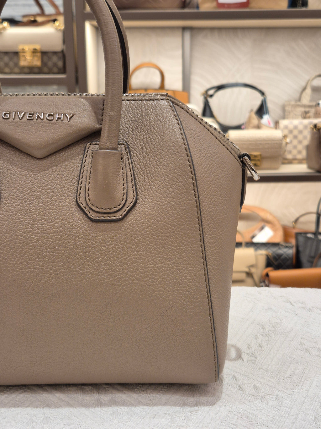 Givenchy Antigona