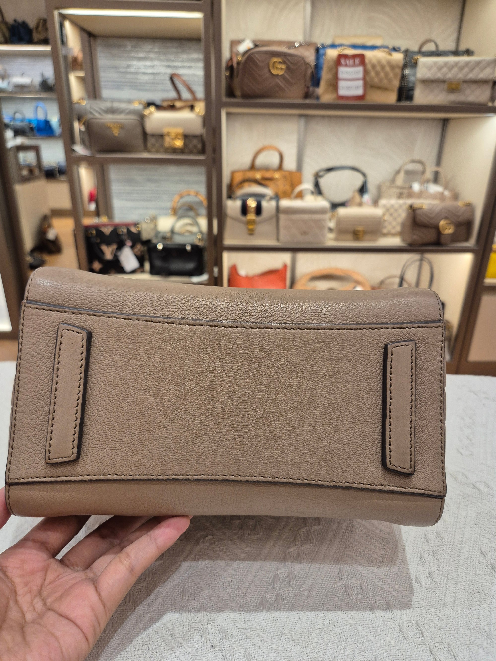 Givenchy Antigona