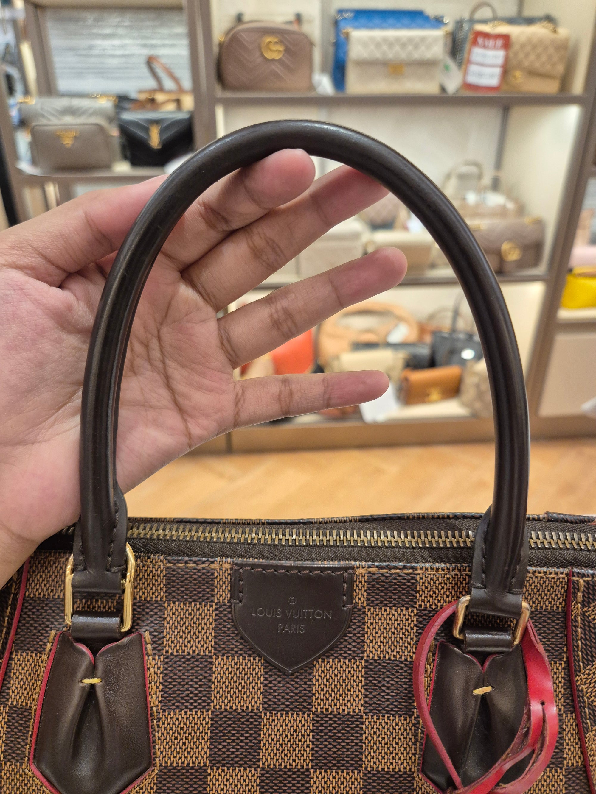Louis Vuitton Caissa PM Damier