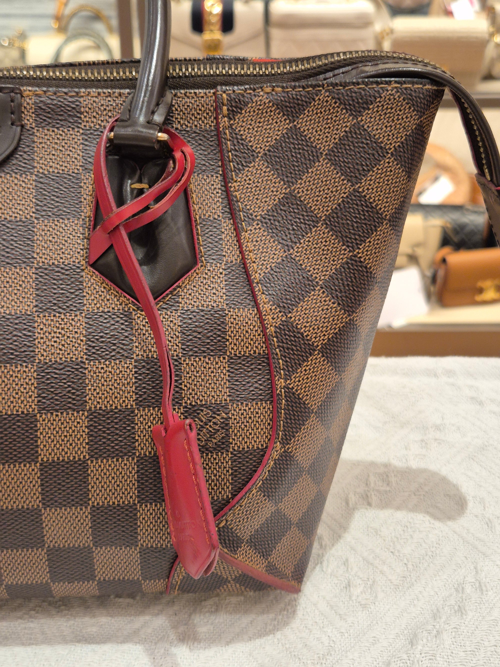 Louis Vuitton Caissa PM Damier