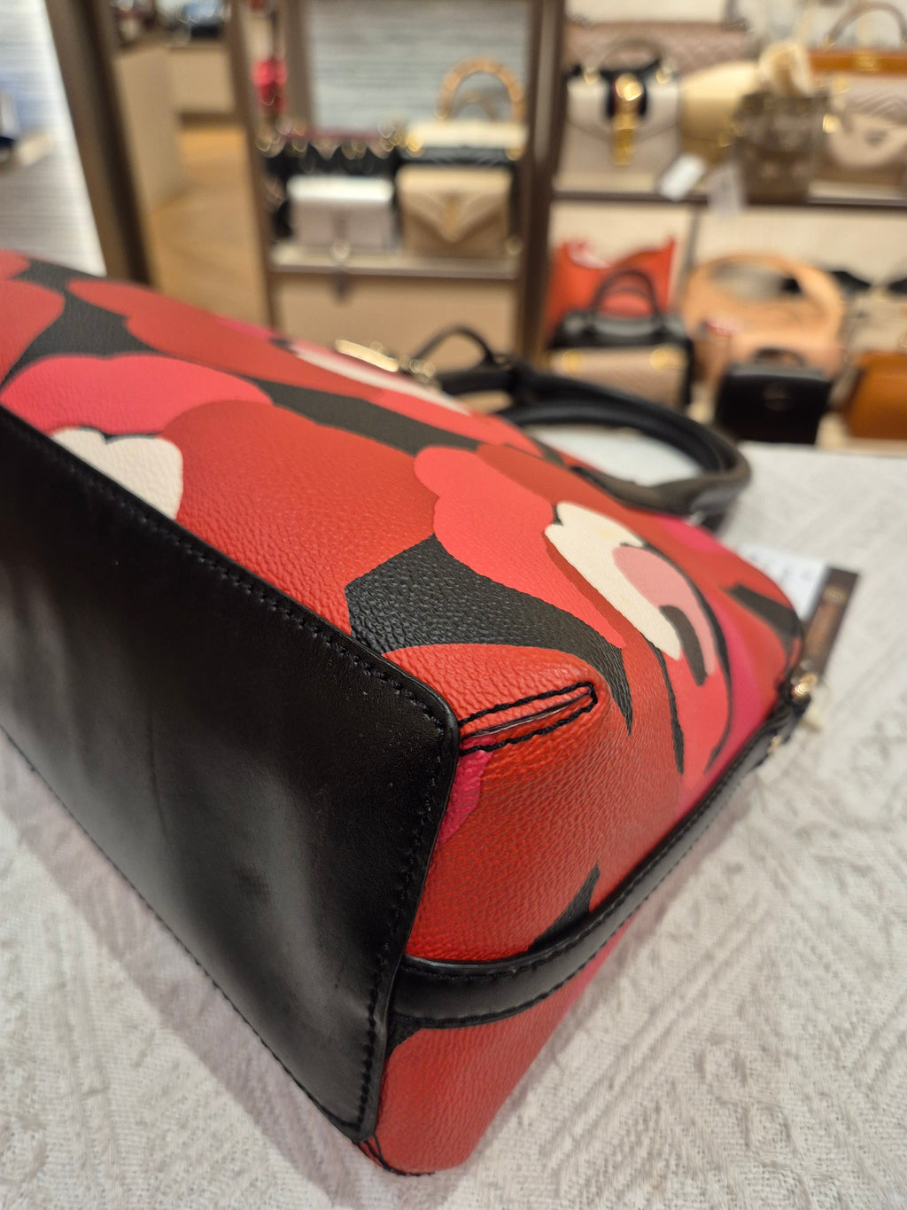 Kate Spade Rachelle Dome Flower