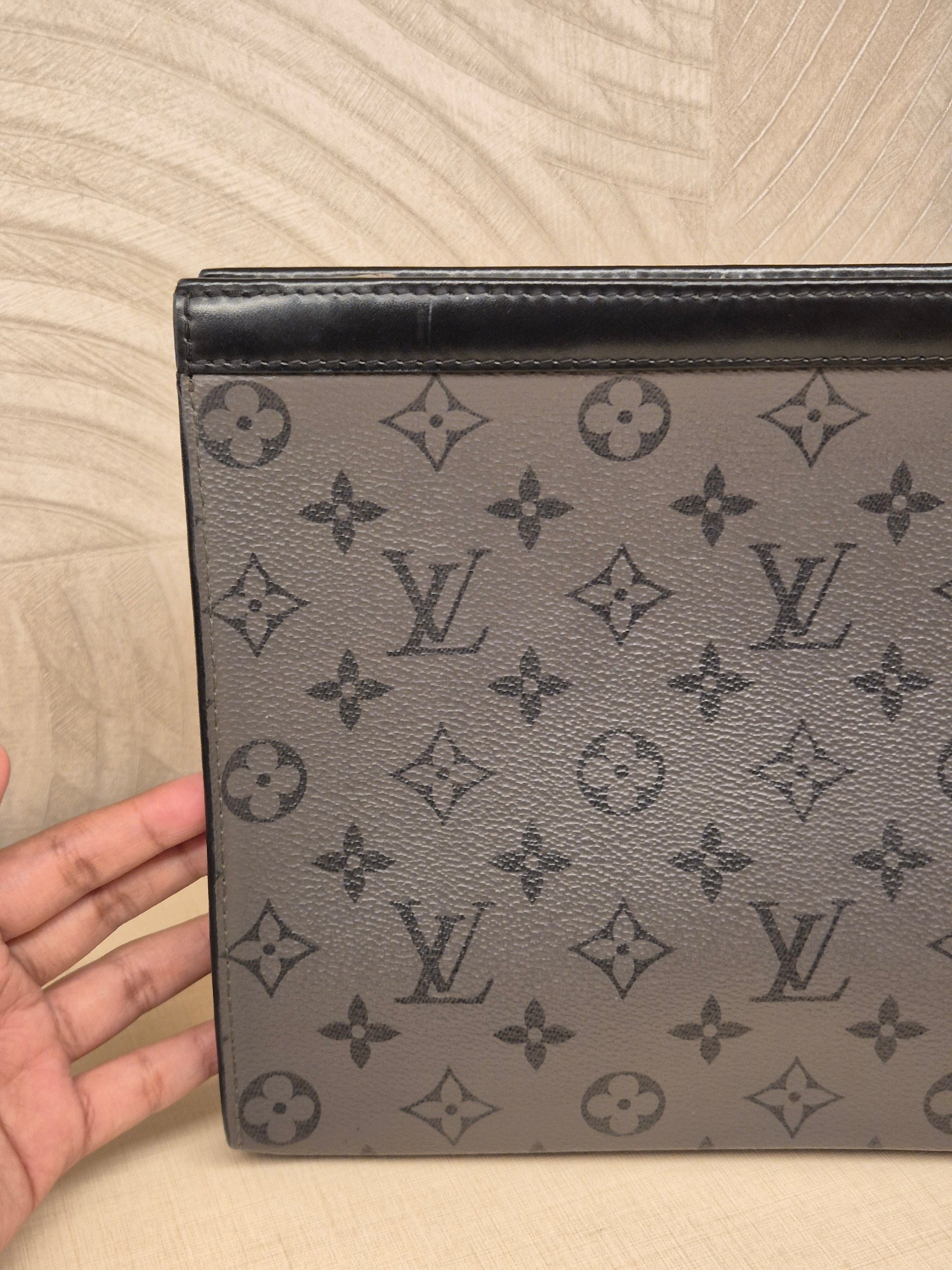 Louis Vuitton Voyage Monogram Eclipse