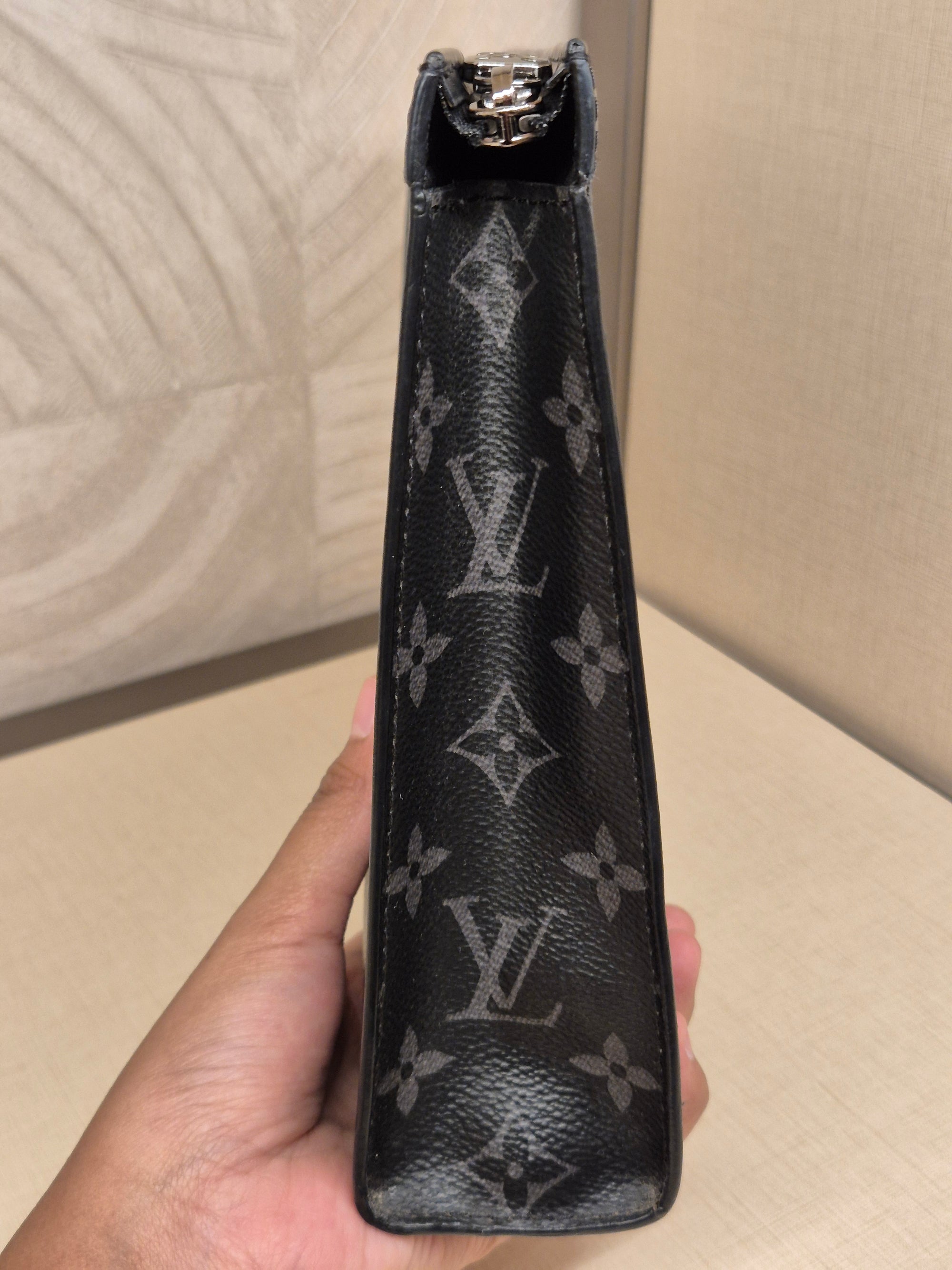 Louis Vuitton Voyage Monogram Eclipse