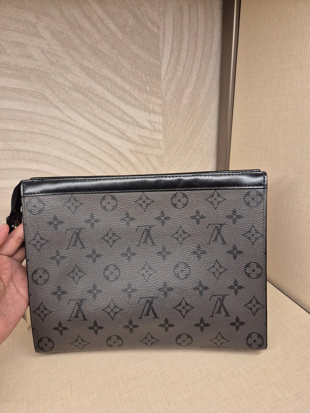 Louis Vuitton Voyage Monogram Eclipse