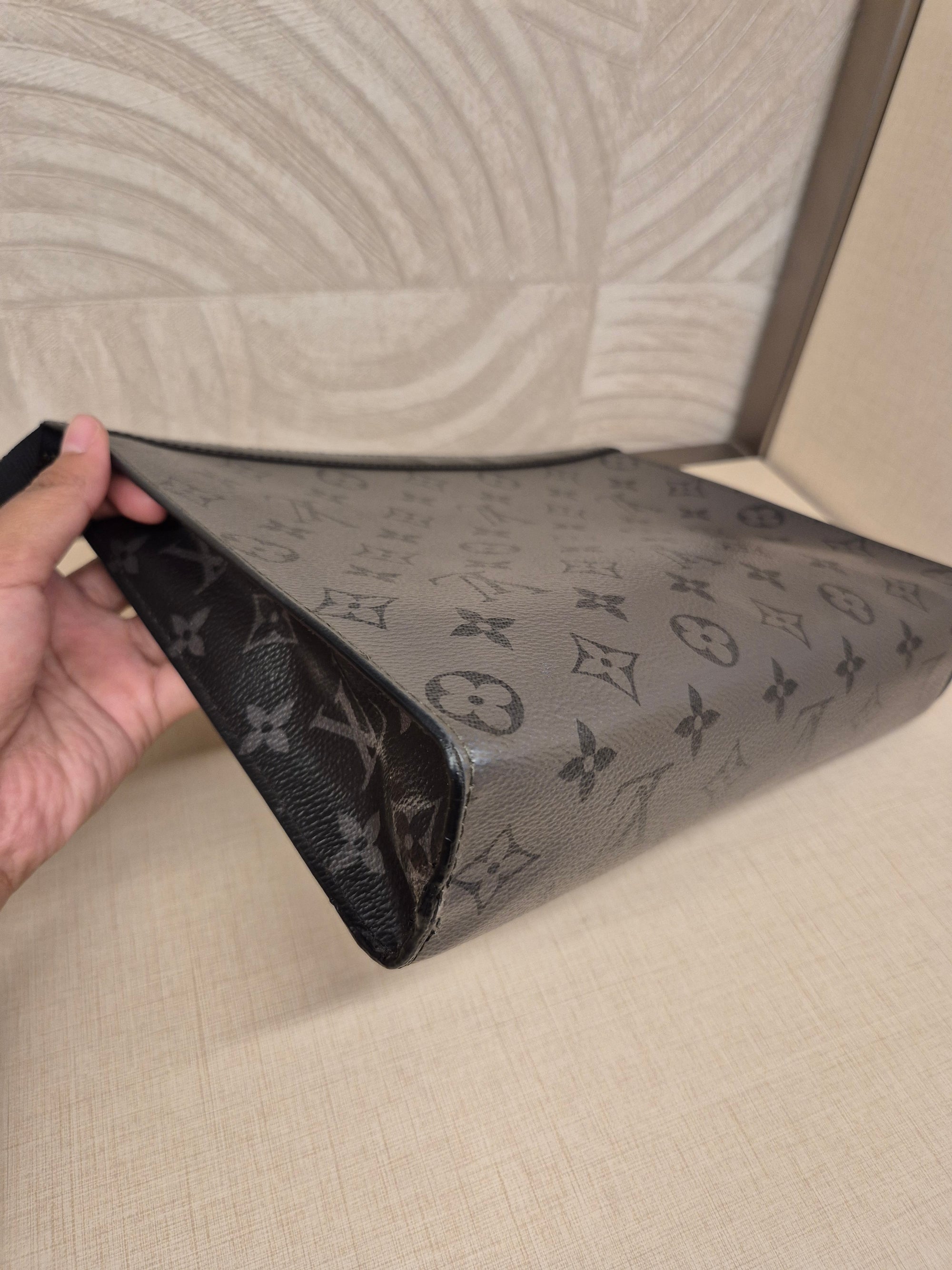 Louis Vuitton Voyage Monogram Eclipse