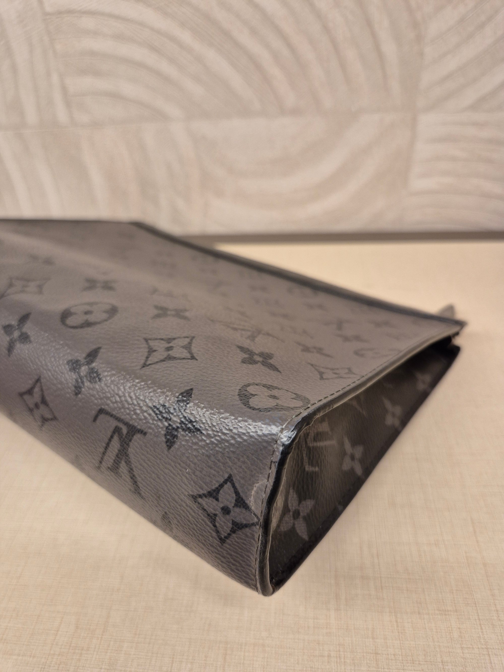 Louis Vuitton Voyage Monogram Eclipse
