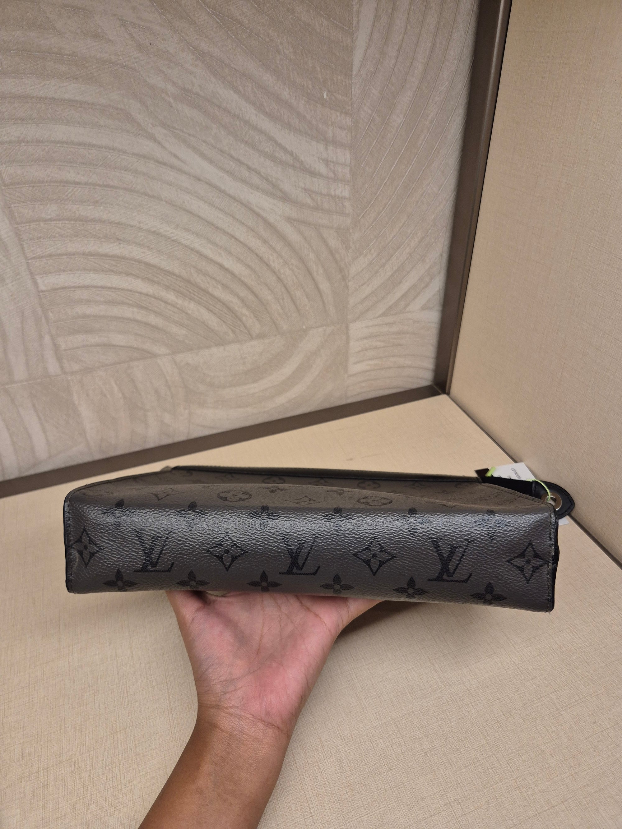 Louis Vuitton Voyage Monogram Eclipse