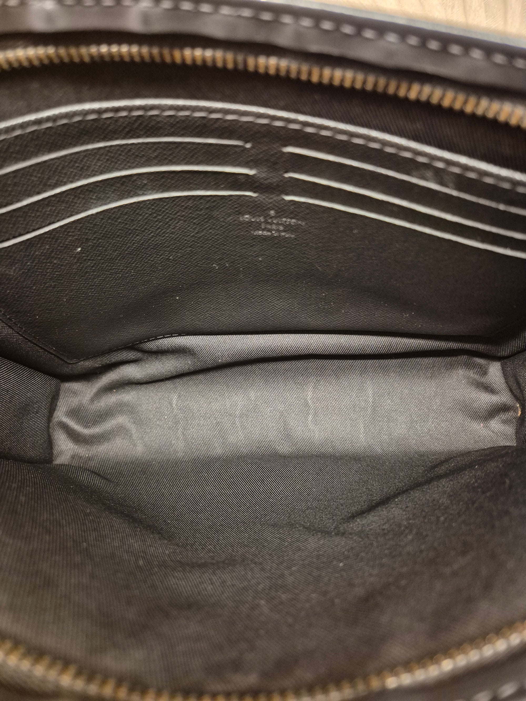 Louis Vuitton Voyage Monogram Eclipse