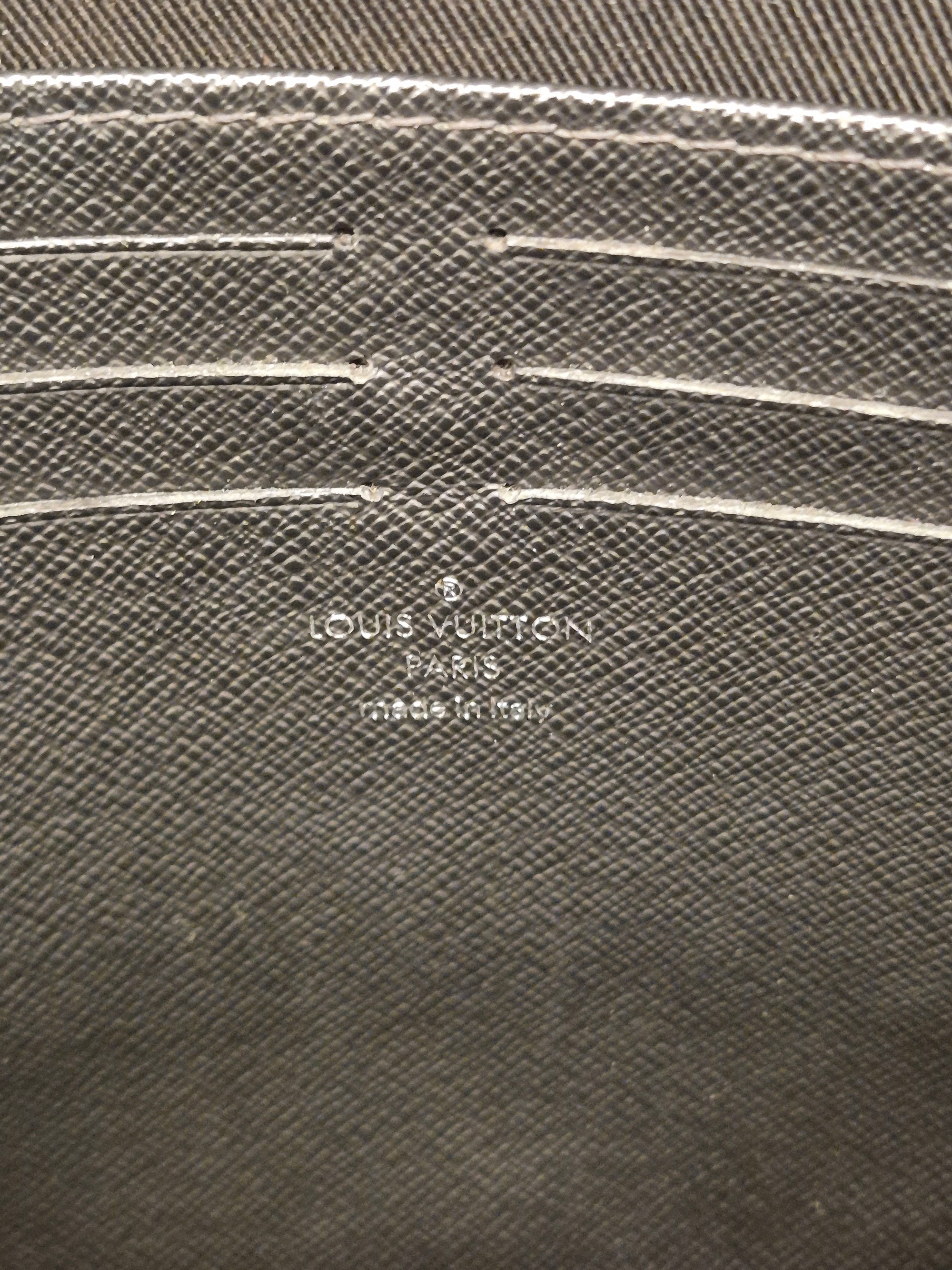 Louis Vuitton Voyage Monogram Eclipse