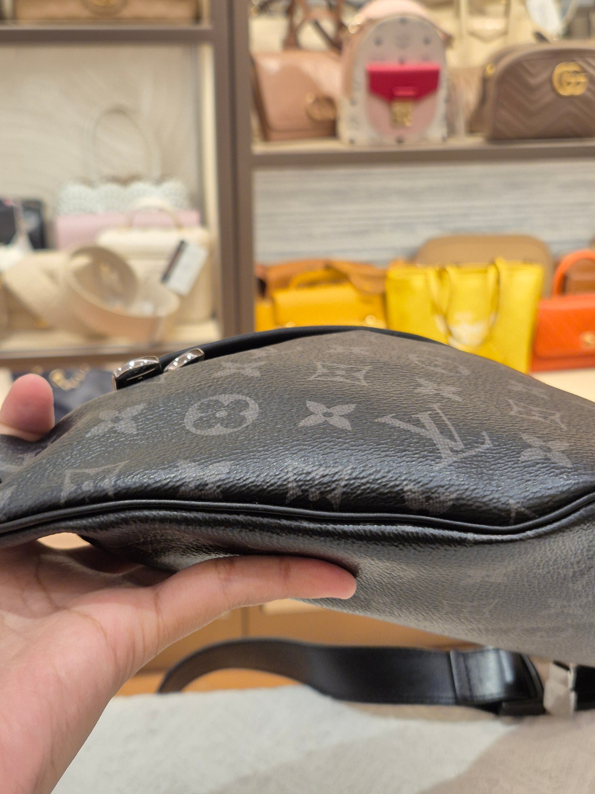 Louis Vuitton Bumbag Monogram Eclipse