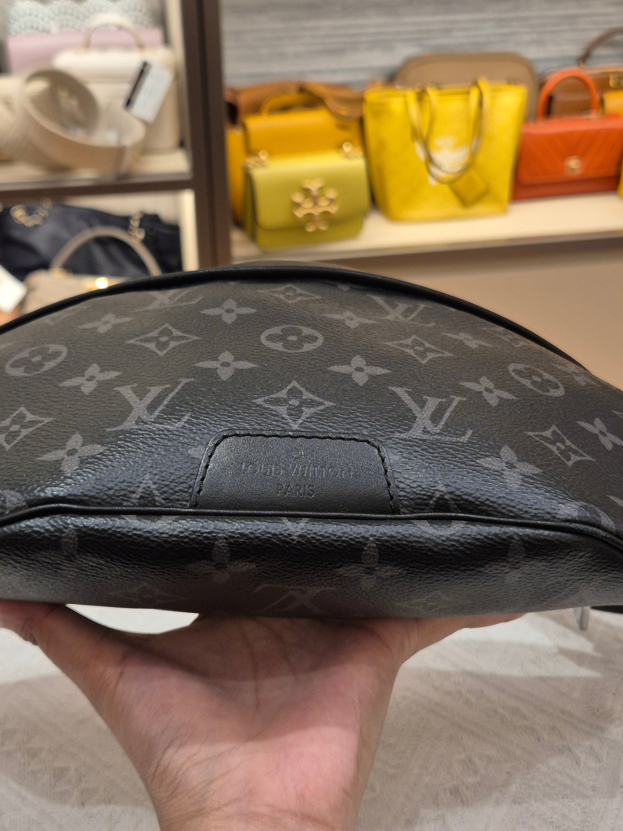 Louis Vuitton Bumbag Monogram Eclipse