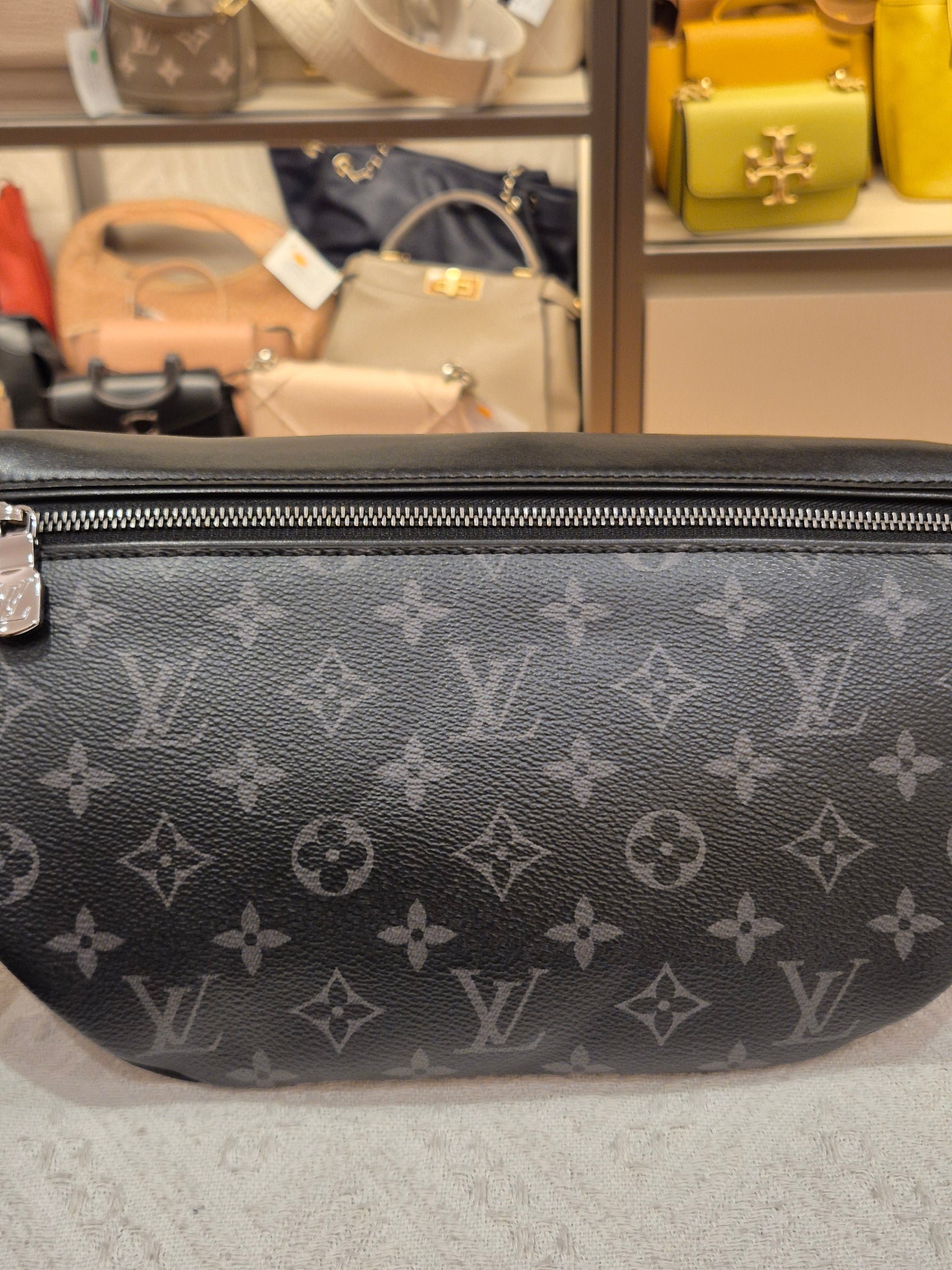Louis Vuitton Bumbag Monogram Eclipse