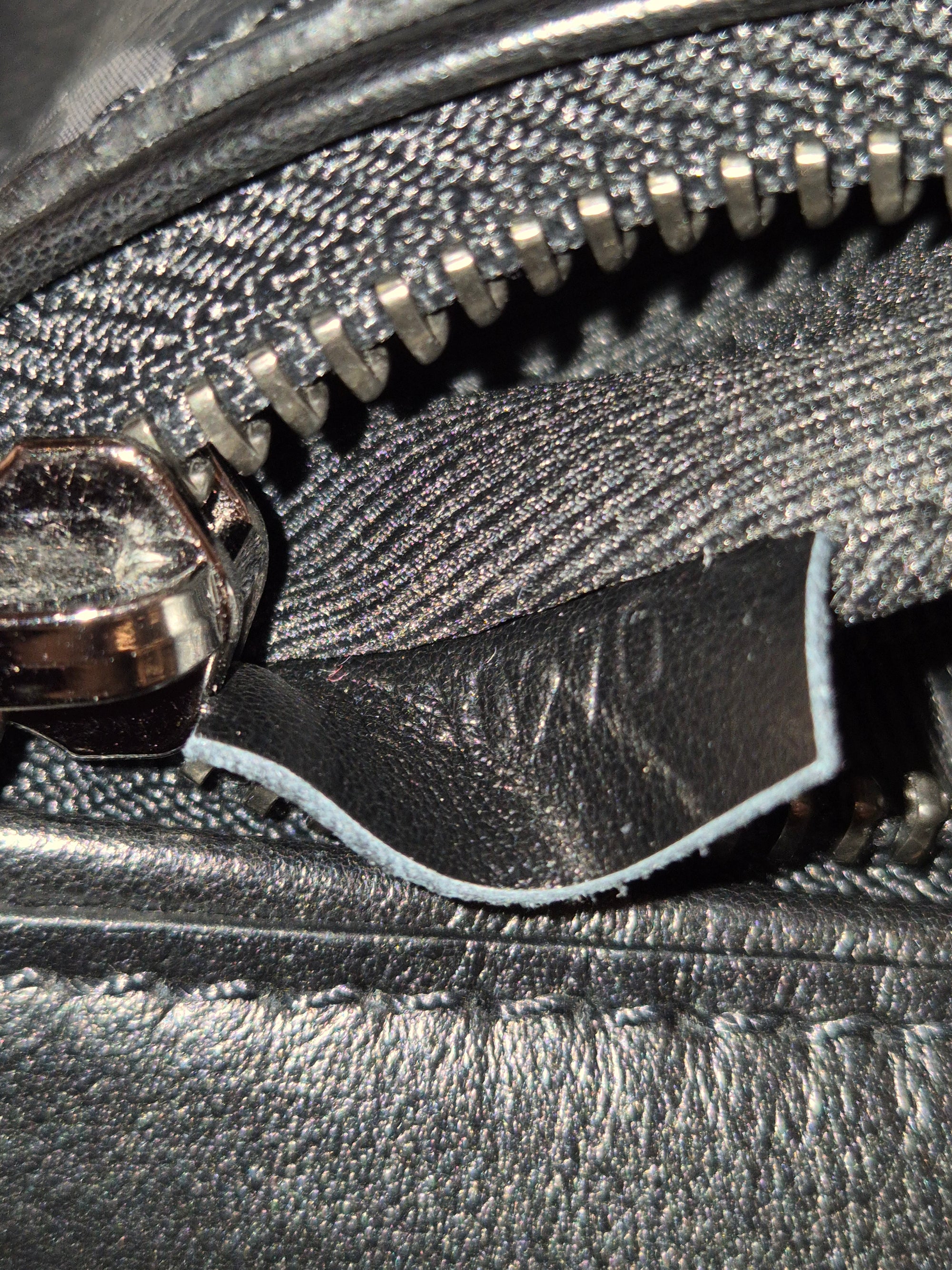 Louis Vuitton Bumbag Monogram Eclipse