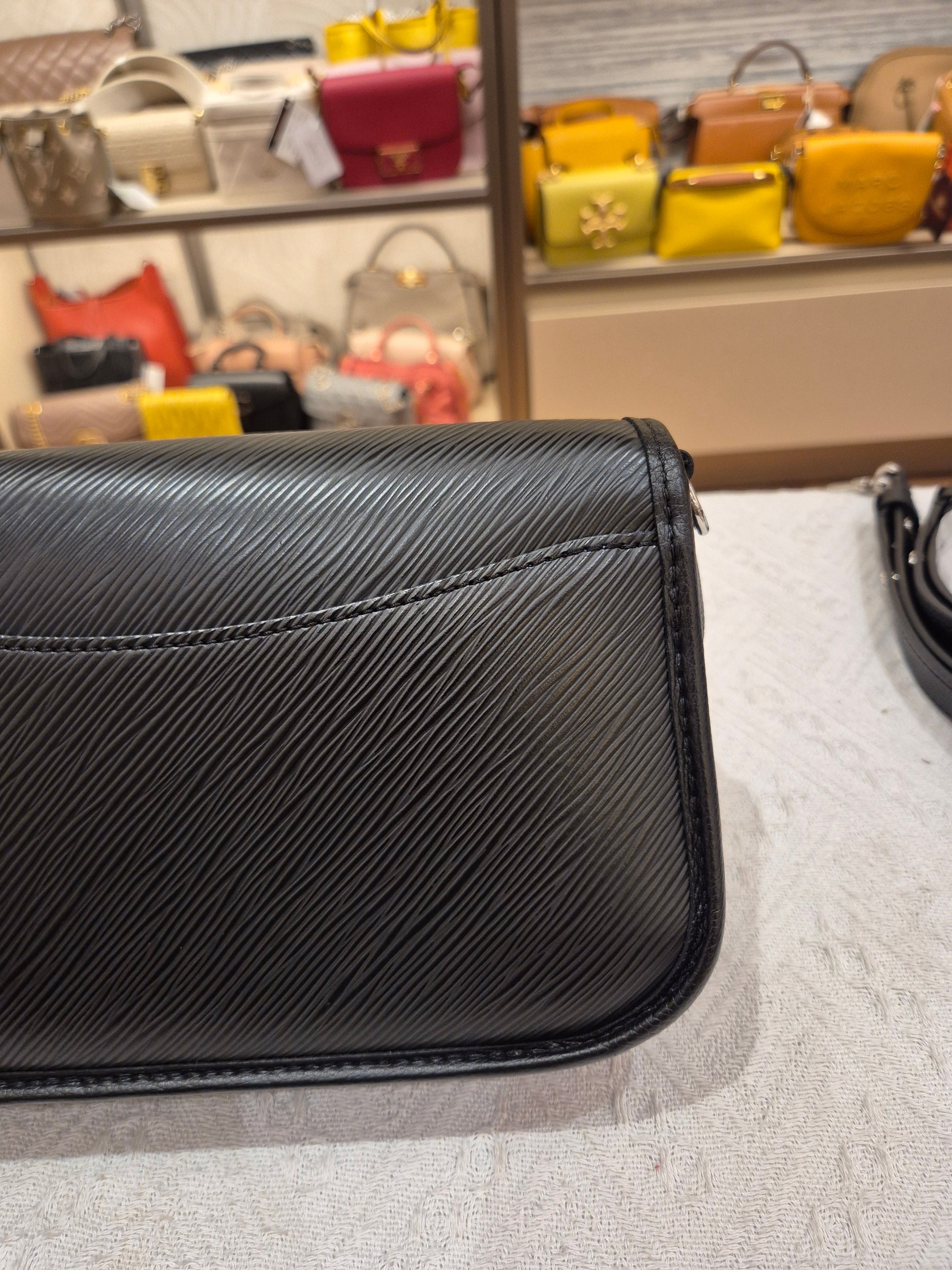 Louis Vuitton Buci
