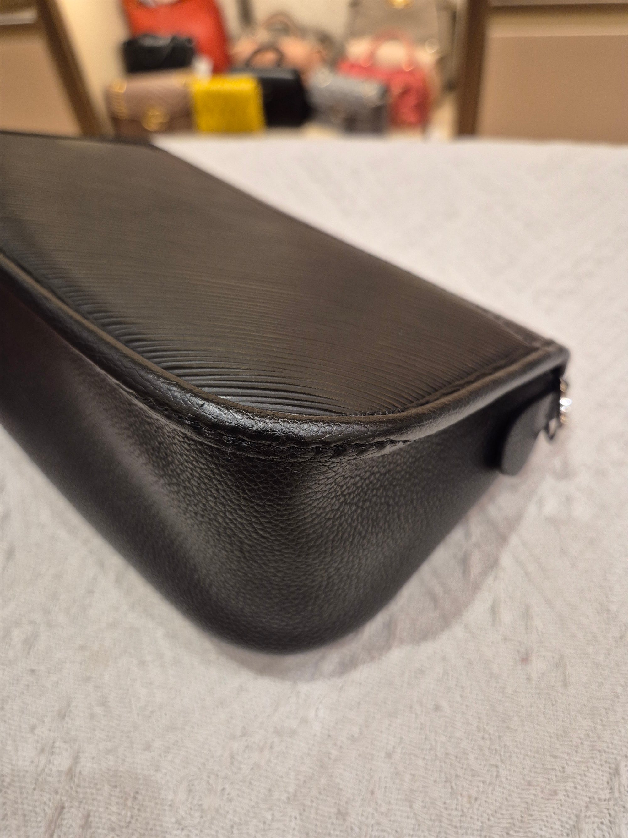 Louis Vuitton Buci