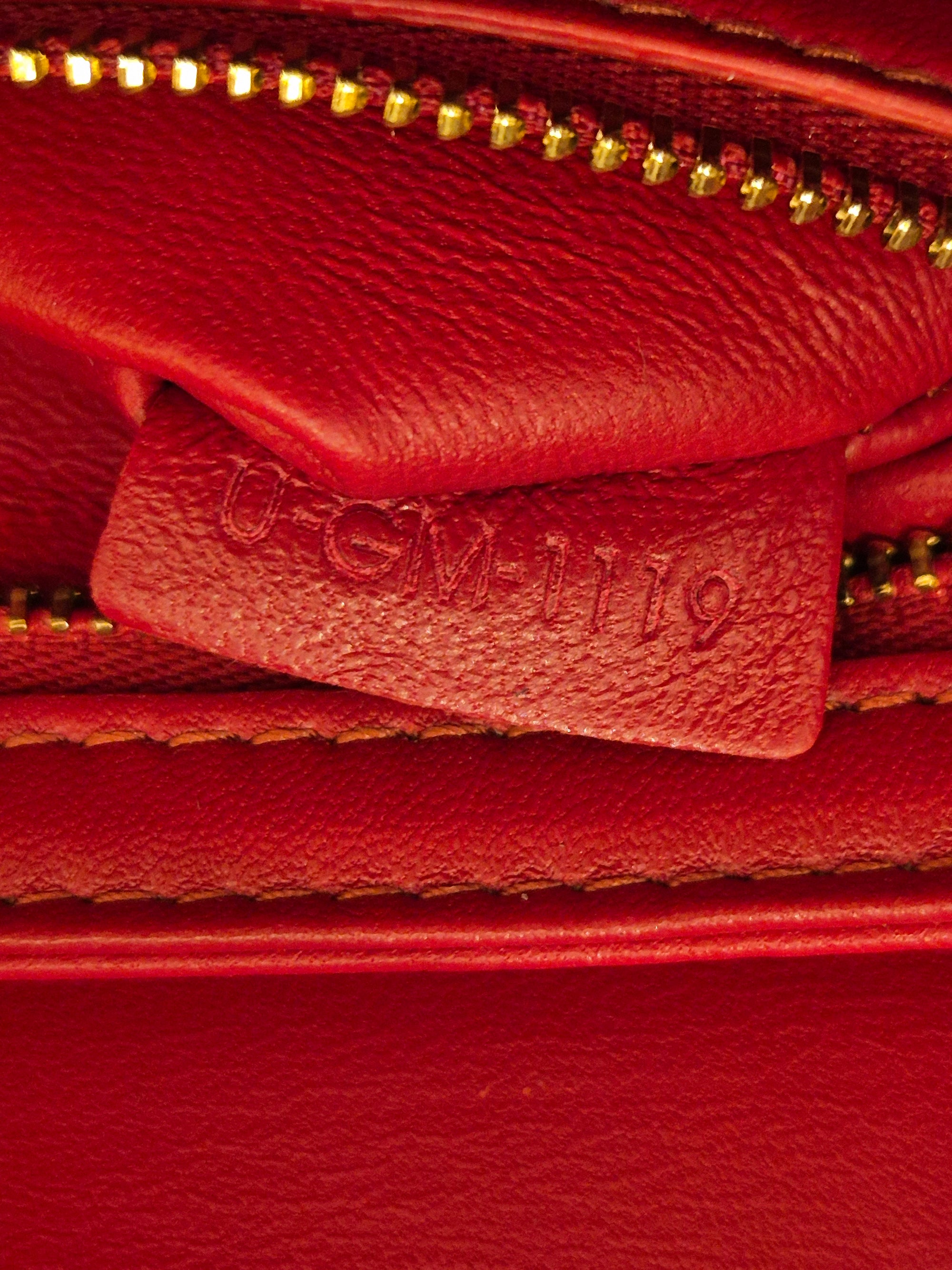Celine Teen Triomph