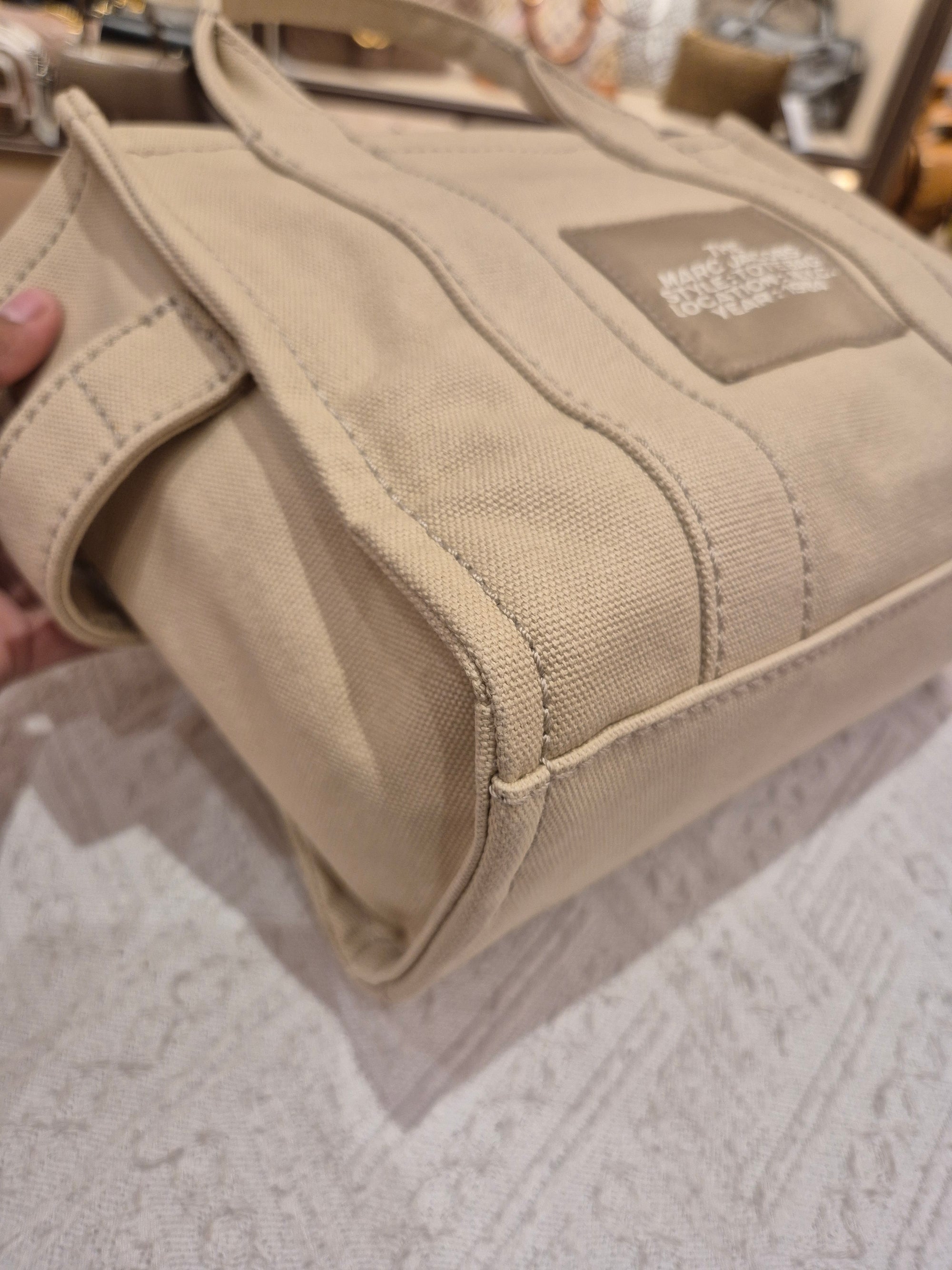 Marc Jacobs The Tote Bag Small